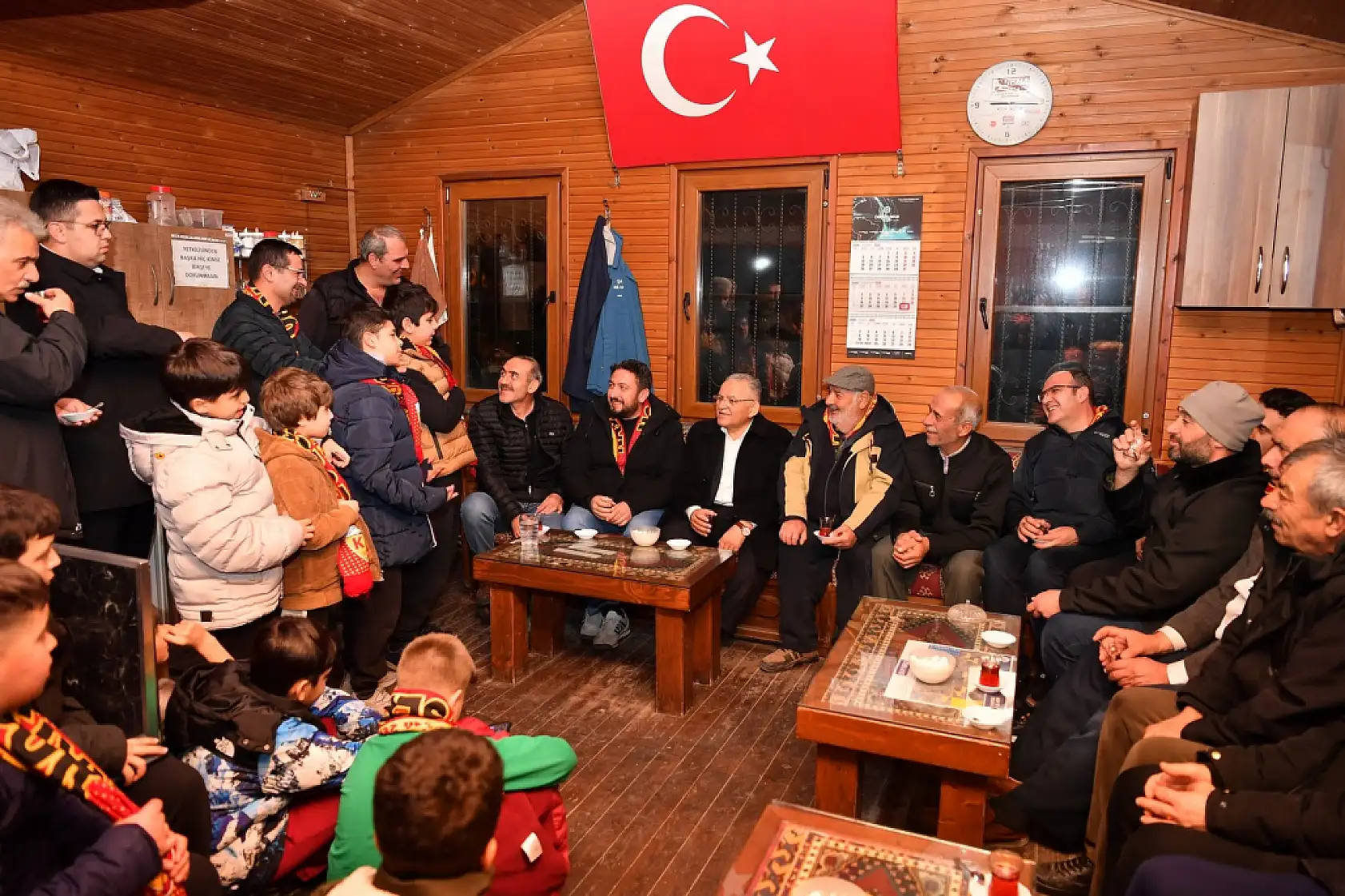 Başkan Büyükkılıç'ın 29 günü dolu dolu geçti: İftar ve sahur sofralarında buluştu