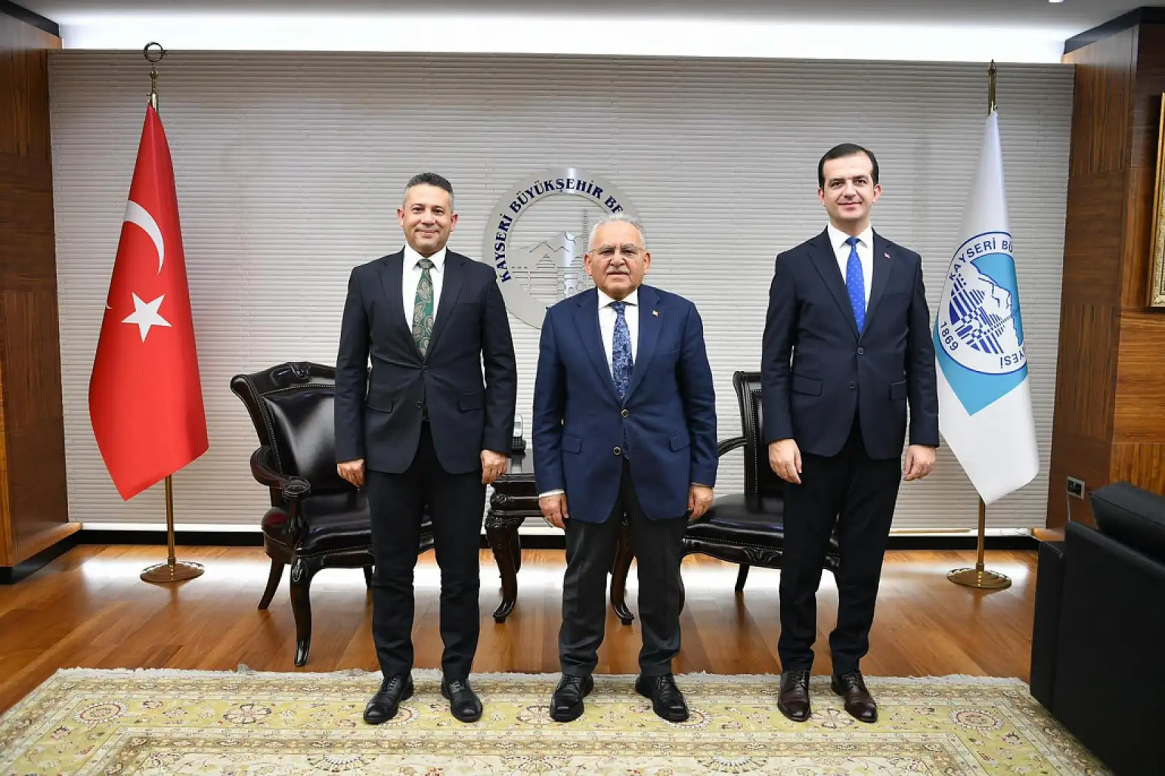 Başkan Büyükkılıç'ın 'Gönül Köprüsü' mesaisi