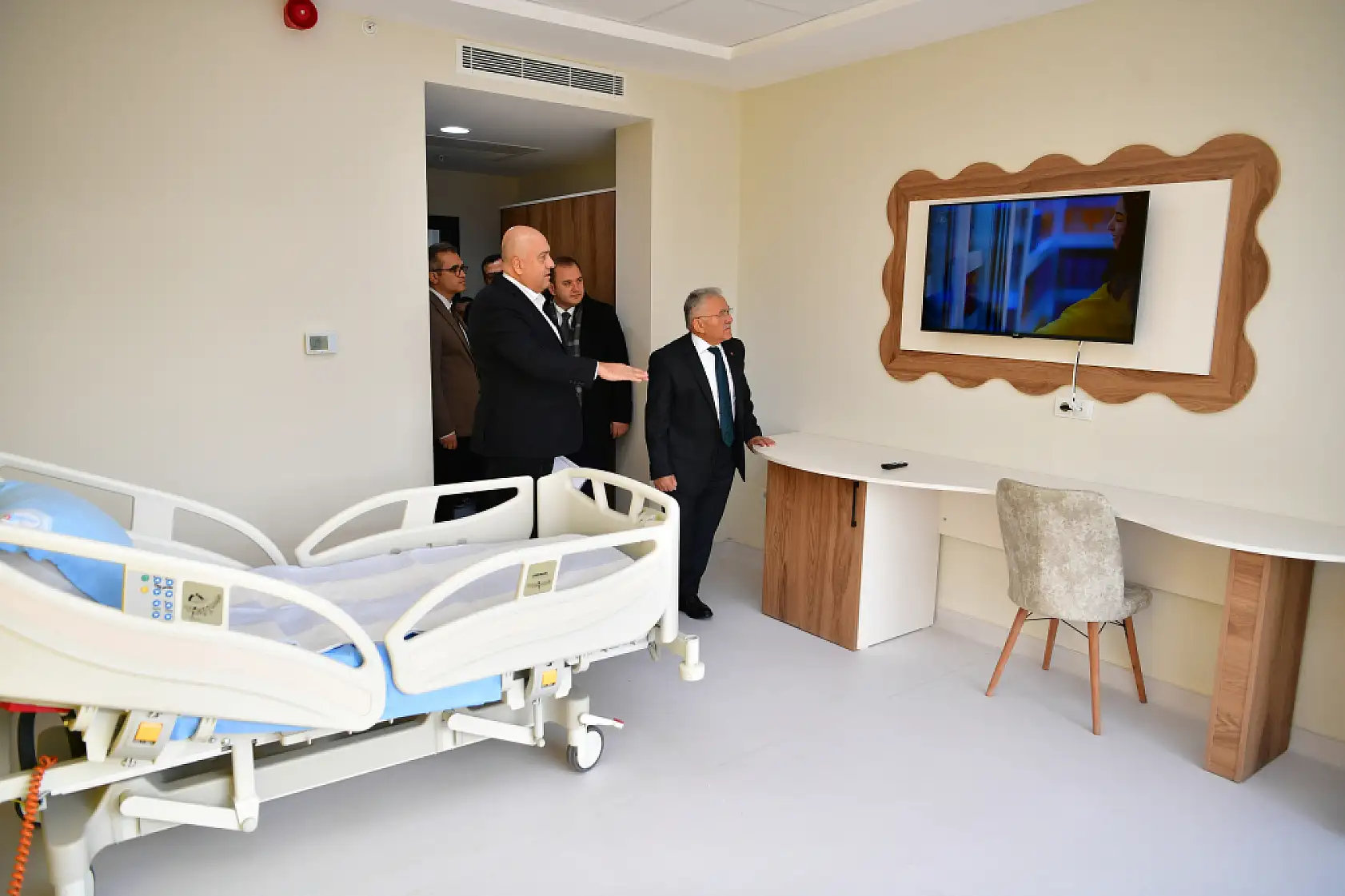 Kayseri'de umut olacak tesiste Başkan Büyükkılıç incelemelerde bulundu