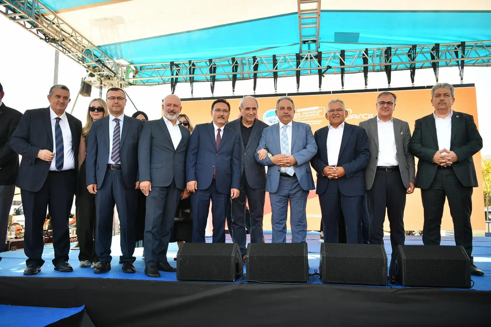 Heyecanla beklenen Kayseri Kitap Fuarı açıldı