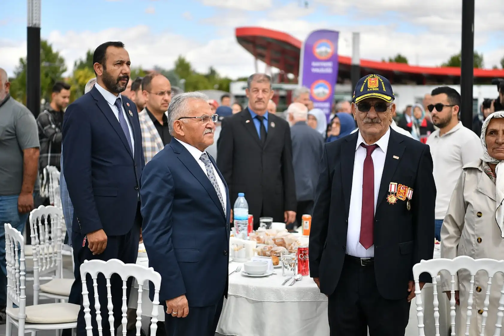 Başkan Büyükkılıç Gaziler ile bir araya geldi