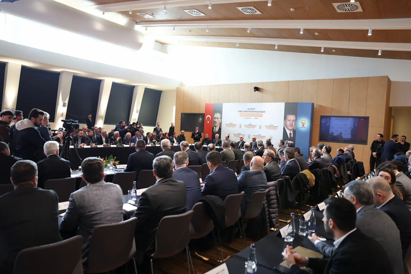 Başkan Büyükkılıç, Konya'da istişare toplantısına katıldı