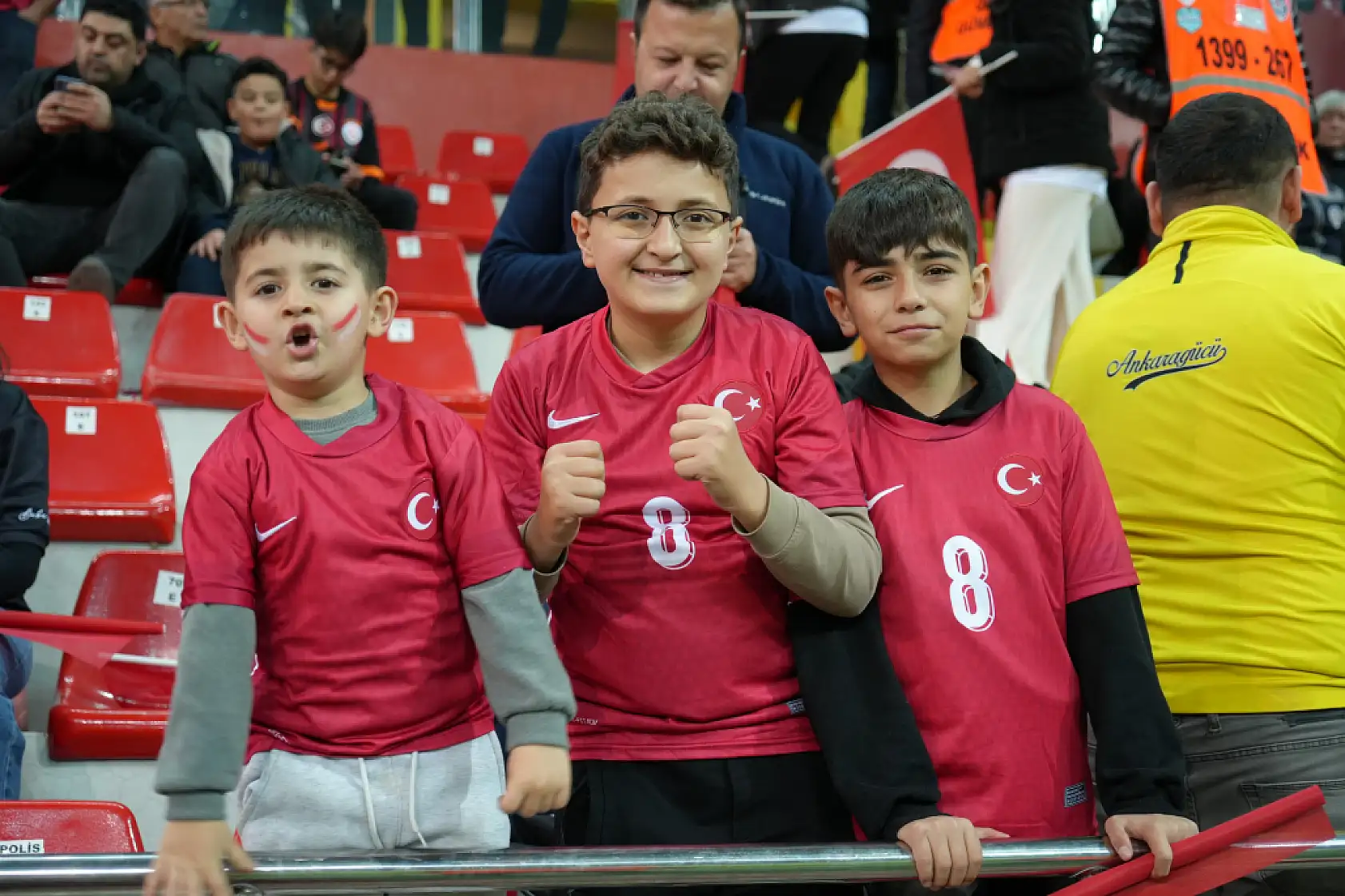 Kadir Has Stadı'ndan ilk görüntüler-Coşkulu bekleyiş!