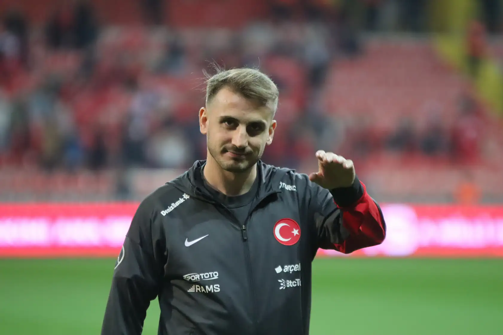 Kadir Has Stadı'ndan ilk görüntüler-Coşkulu bekleyiş!