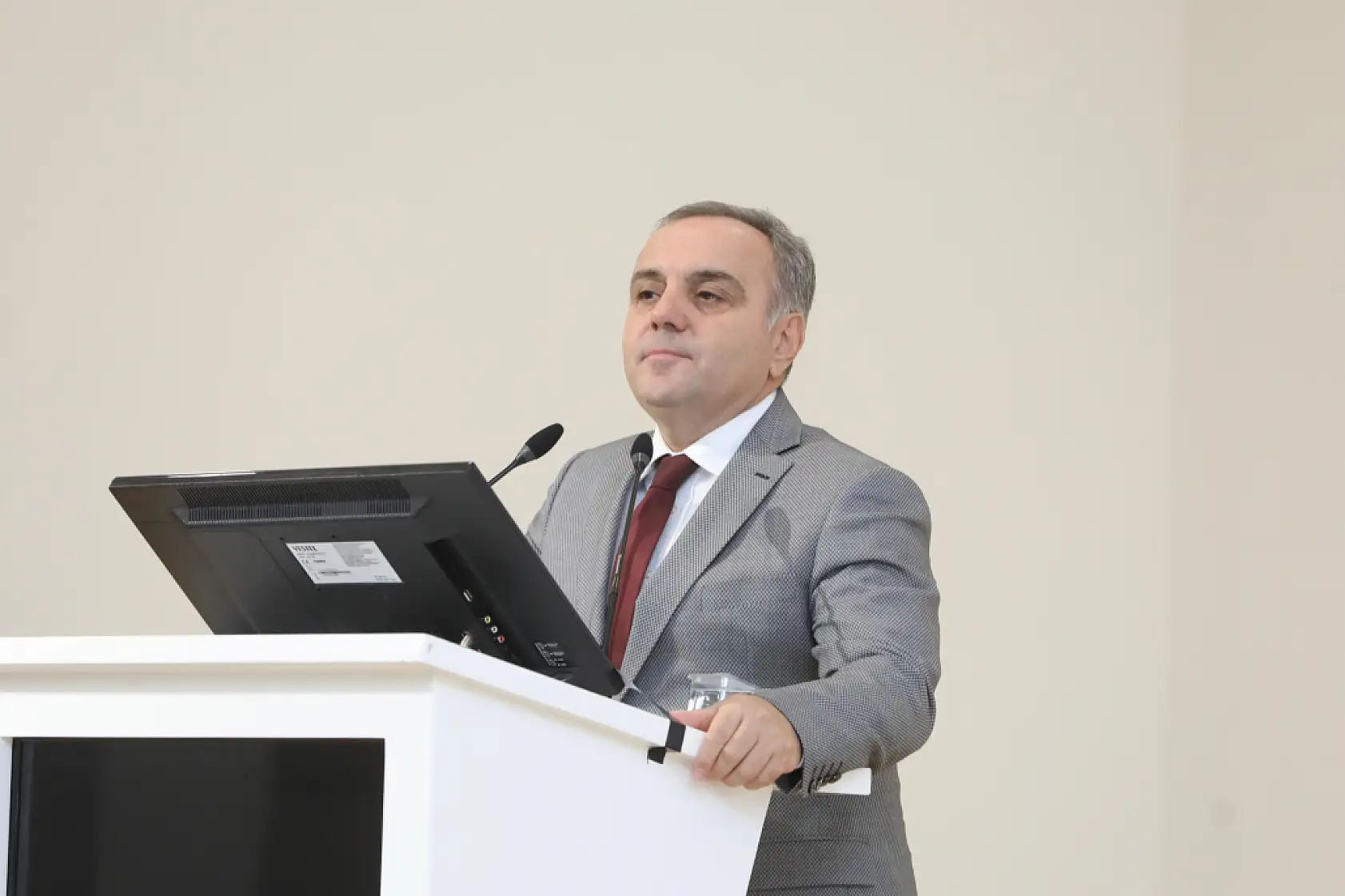 Erciyes Üniversitesi'nde büyük gurur - Rektöre tebrik yağıyor!