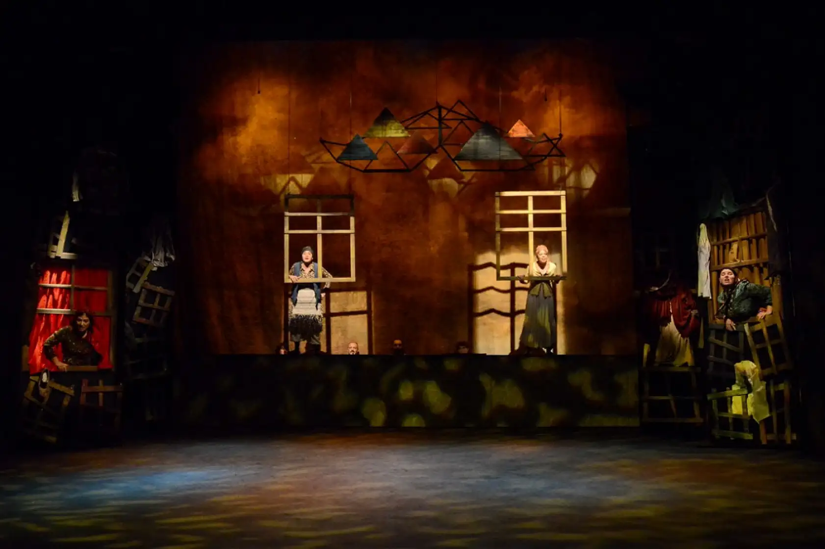 Kayseri Devlet Tiyatrosu'ndan Şubat ayında kaçırılmayacak oyunlar!