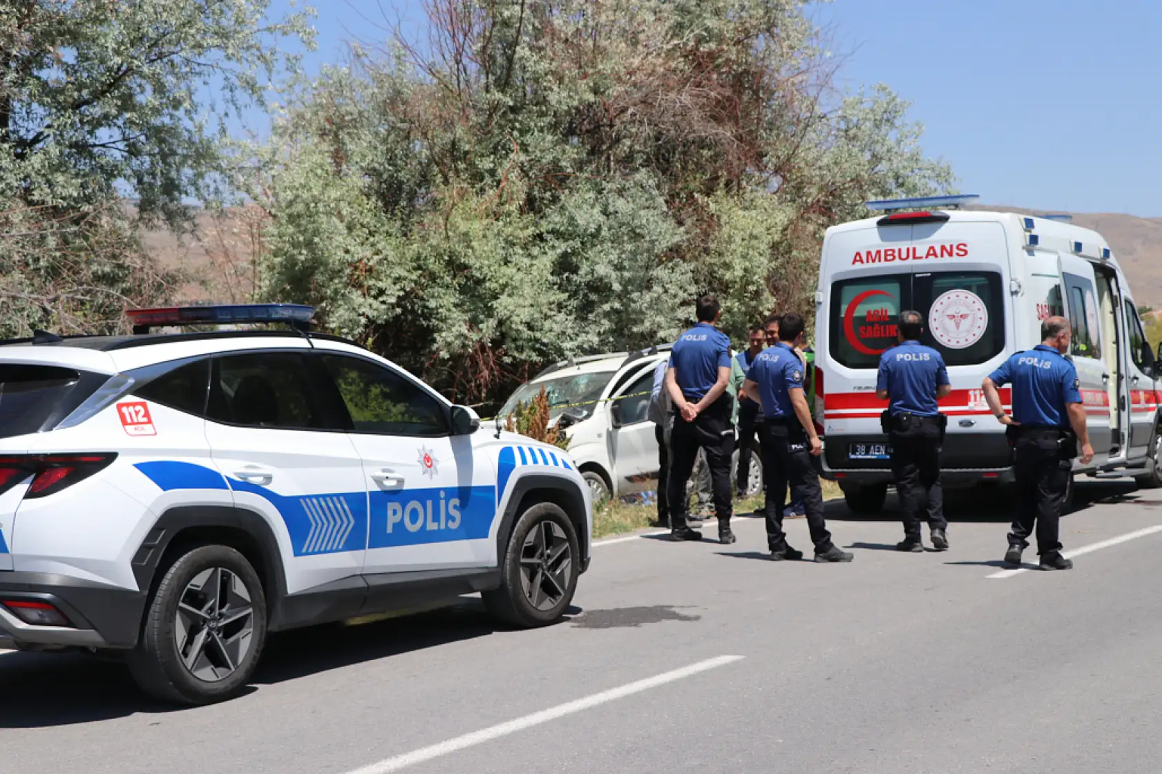 Kayseri'de feci kaza: 29 yaşındaki kadın hayatını kaybetti, 8 yaralı!