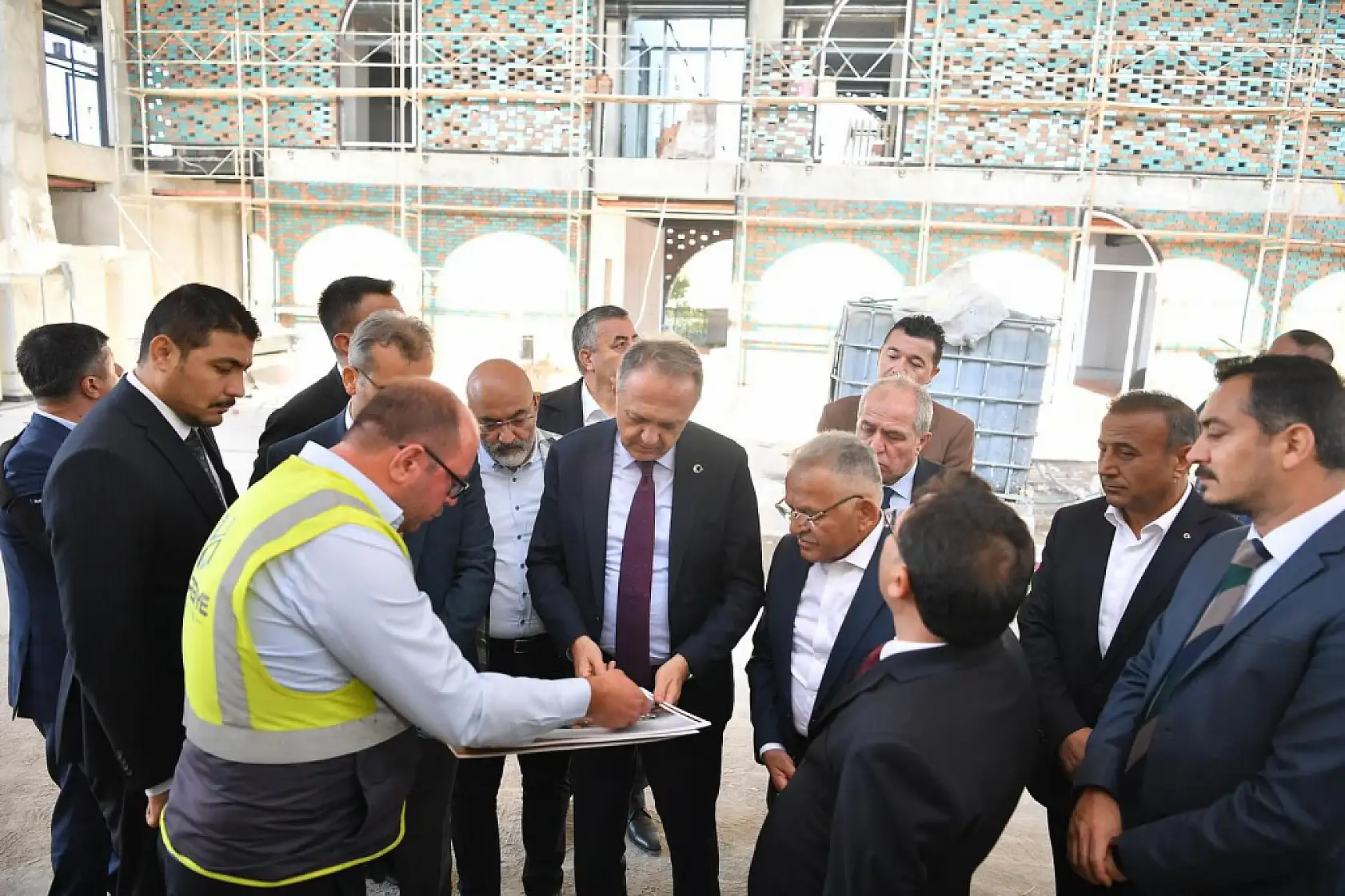 Bakan Yardımcısı Yazgı'dan Başkan Büyükkılıç'a övgü!