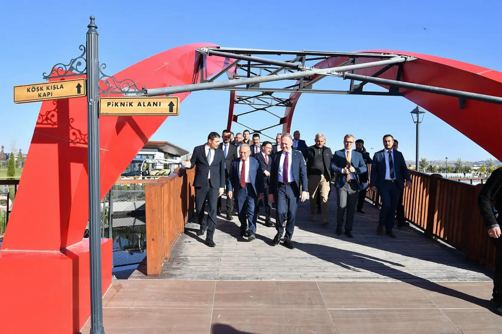 Bakan Yardımcısı Yazgı'dan Başkan Büyükkılıç'a övgü!