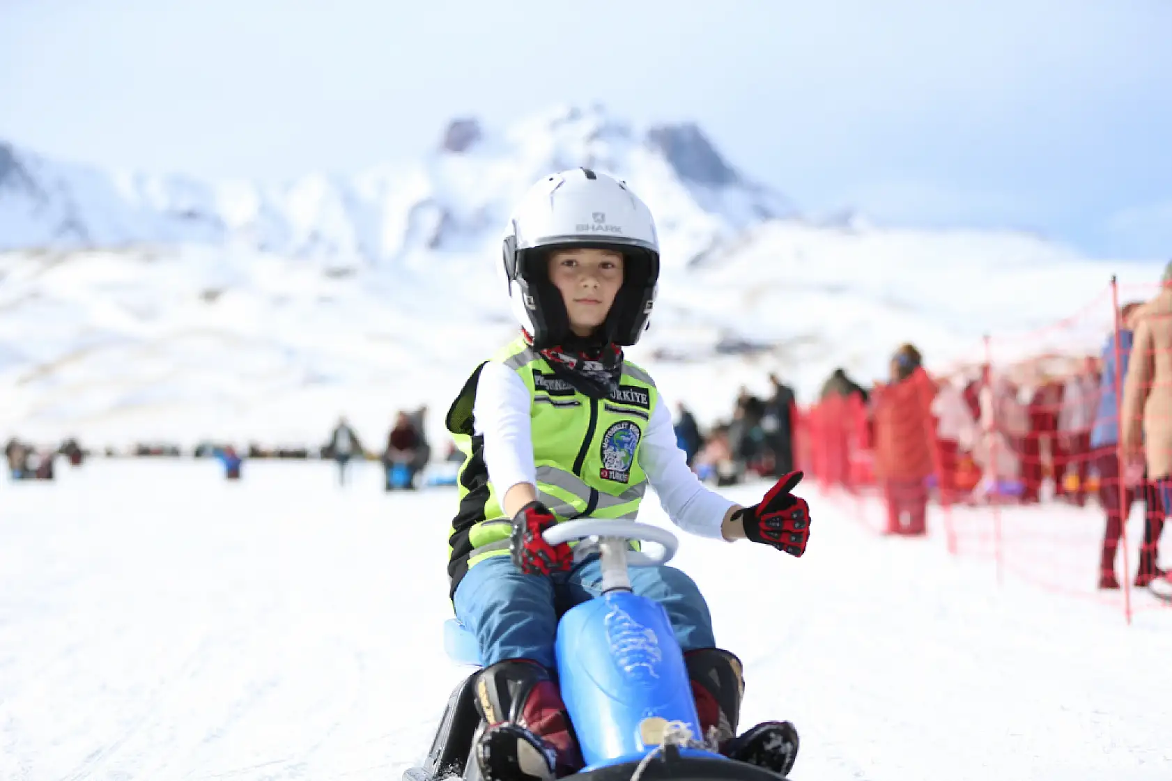 70 Bin kişinin akın ettiği Erciyes'ten renkli kareler!
