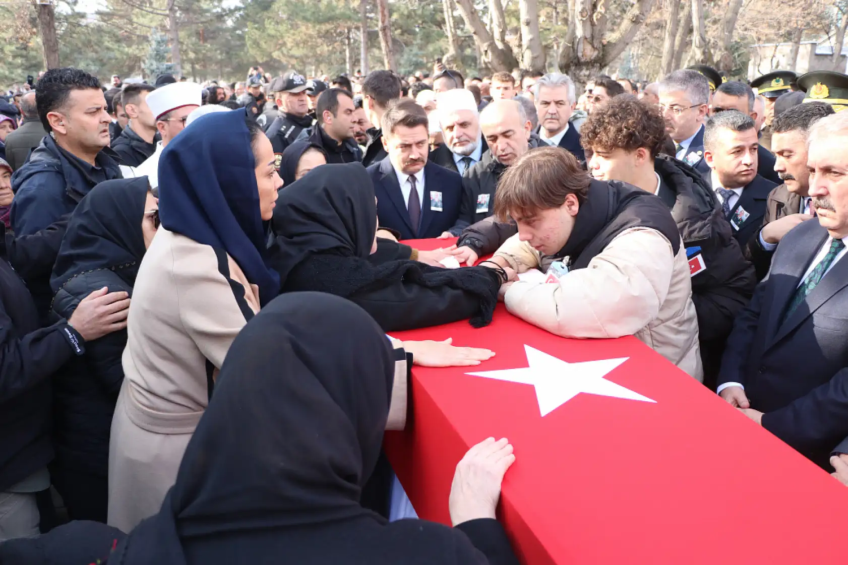 Kayseri şehidini uğurladı...