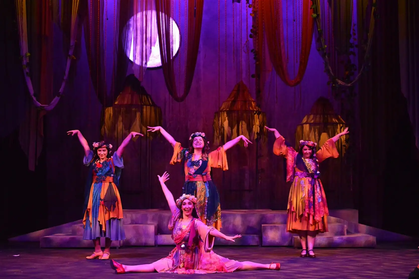 Kayserililer, Aralık ayında tiyatroya doymaya hazır mısınız?