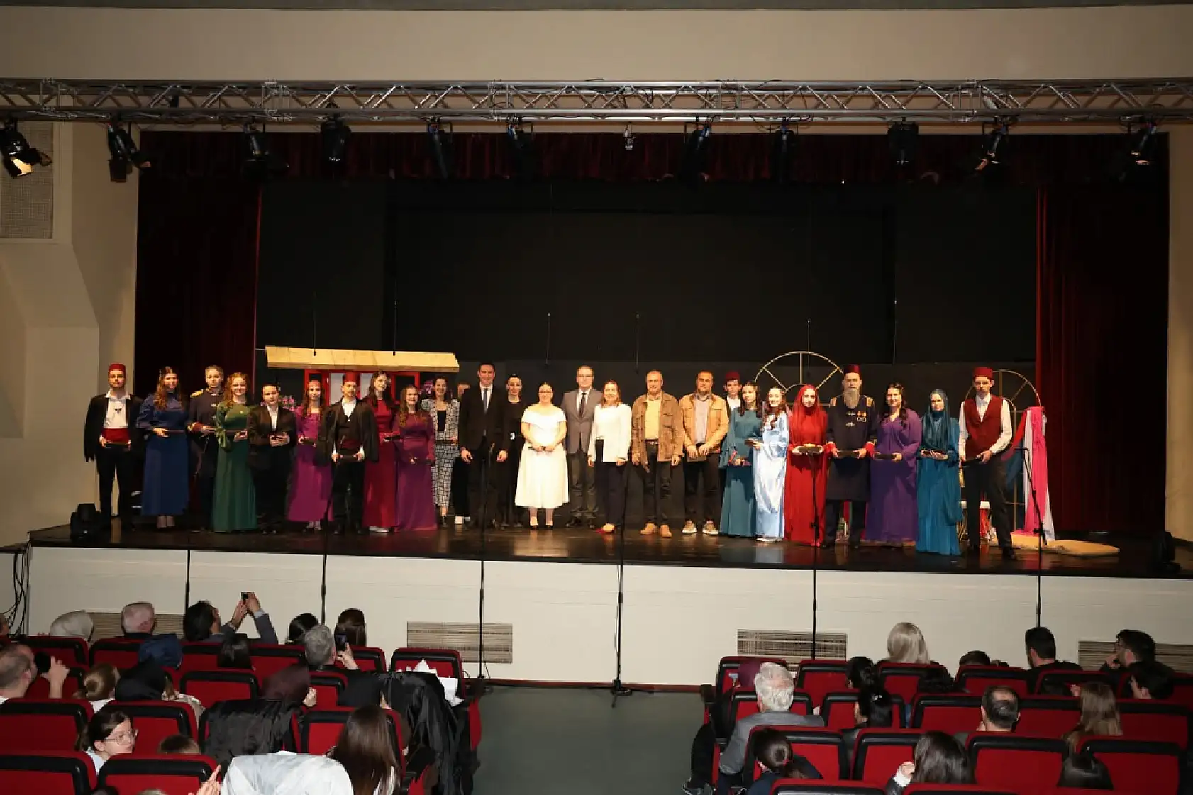 Kapalı gişe oynayan oyun şimdi Kayseri'de: Üstelik ücretsiz!