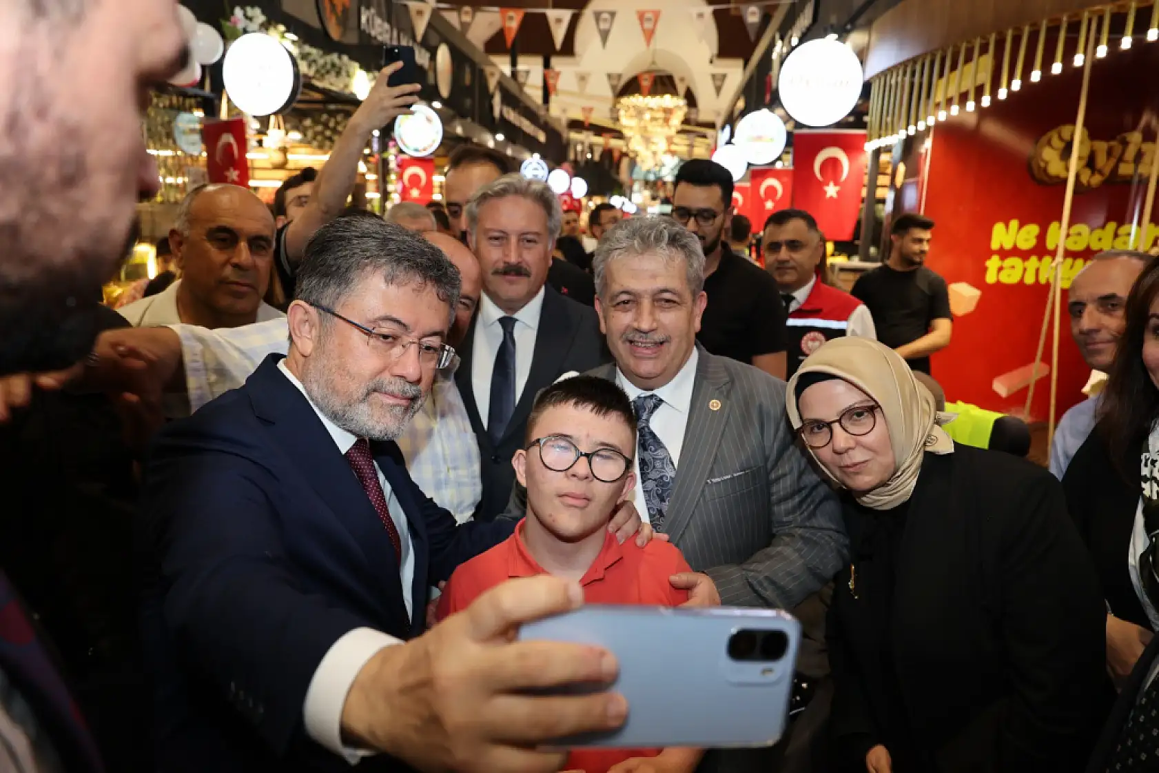 Kayseri'de tüketici ve esnaf, aynı çatı altında buluştu: Çarşı Melikgazi resmen açıldı!