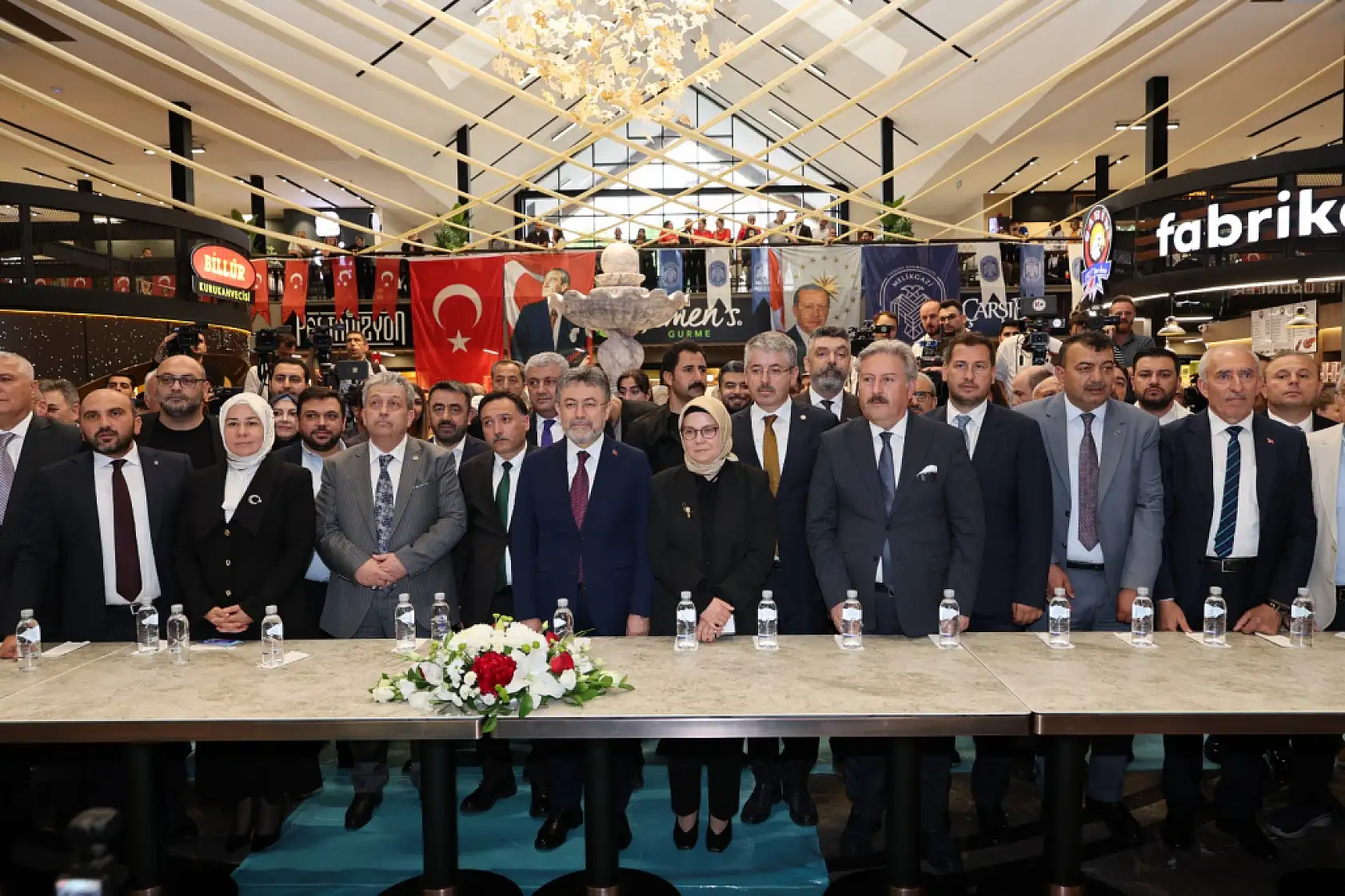 Kayseri'de tüketici ve esnaf, aynı çatı altında buluştu: Çarşı Melikgazi resmen açıldı!