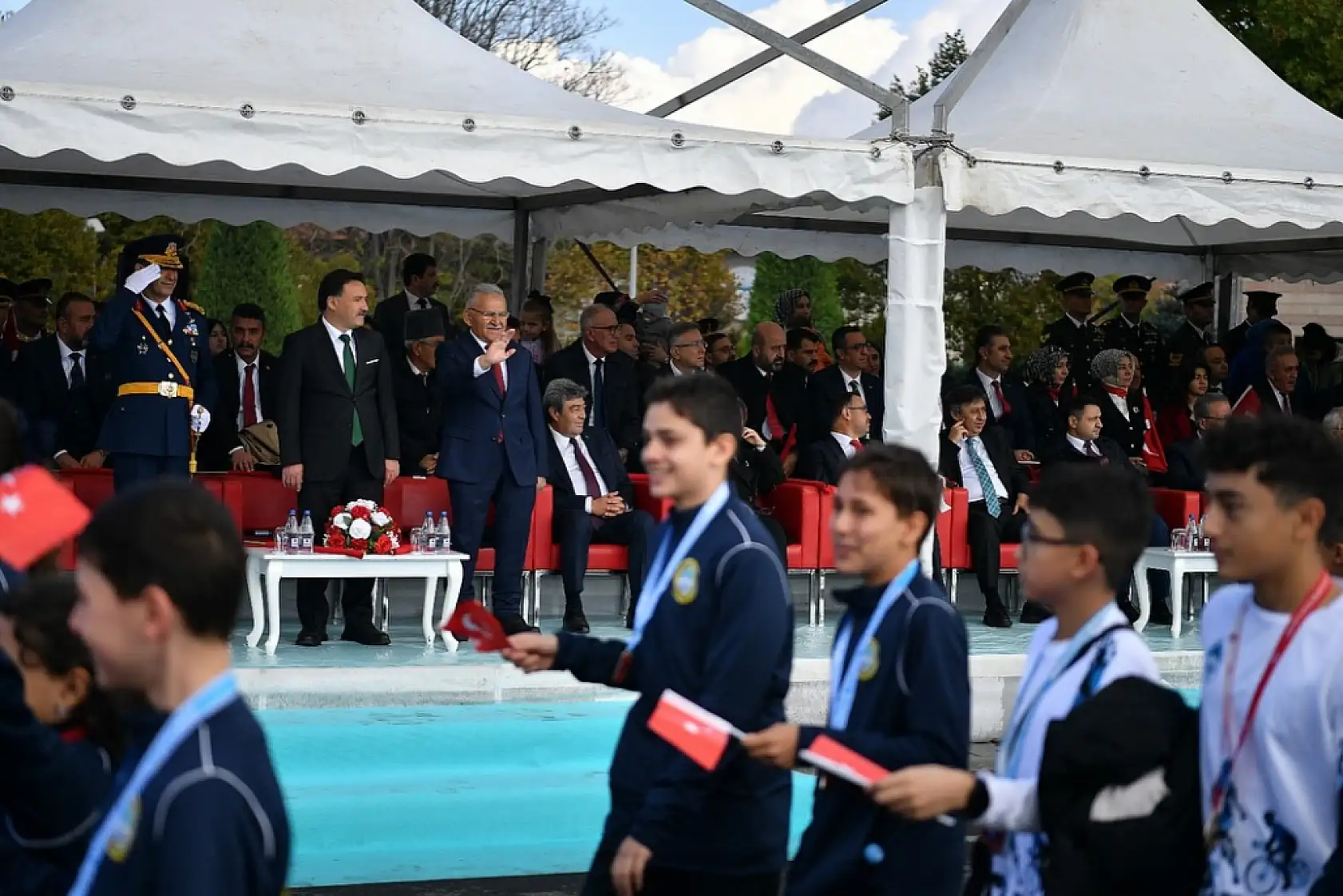 Kayseri'de 29 Ekim Cumhuriyet Bayramı coşkusu: Büyüleyen görüntüler!