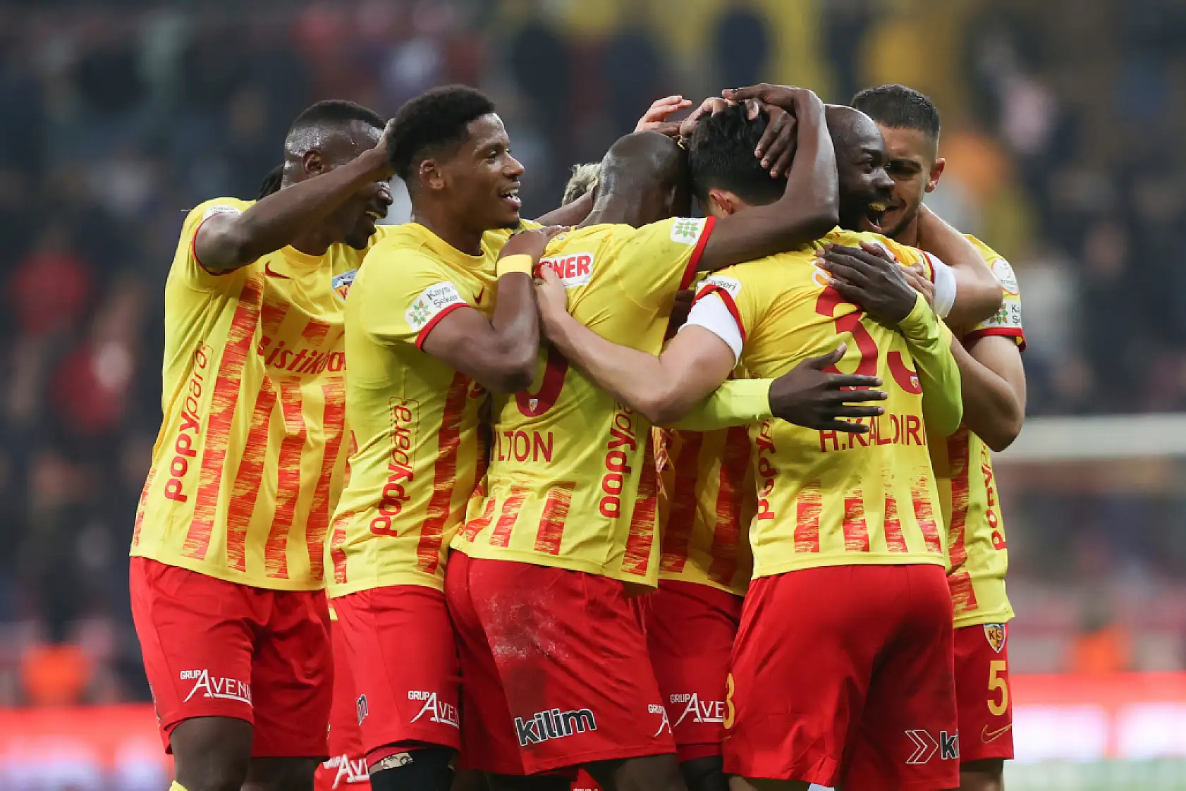 Uçar, 'Arkada kalmış gibi gözüksek de ciddi pozisyonlar yakalayan Kayserispor'du'