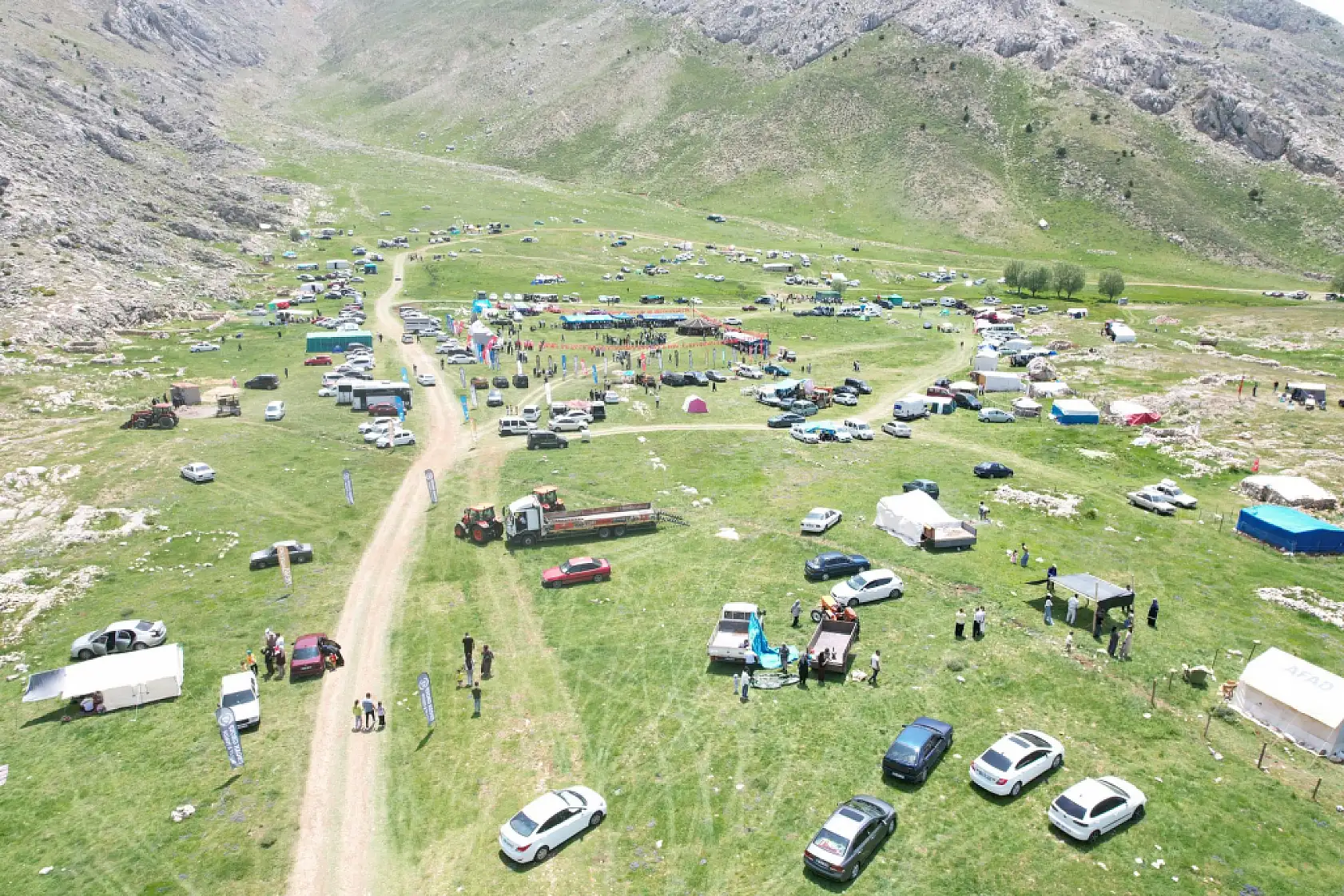 Kayseri'de bayrama şenlik eşlik etti: Unutulmaz anlar karelere yansıdı!