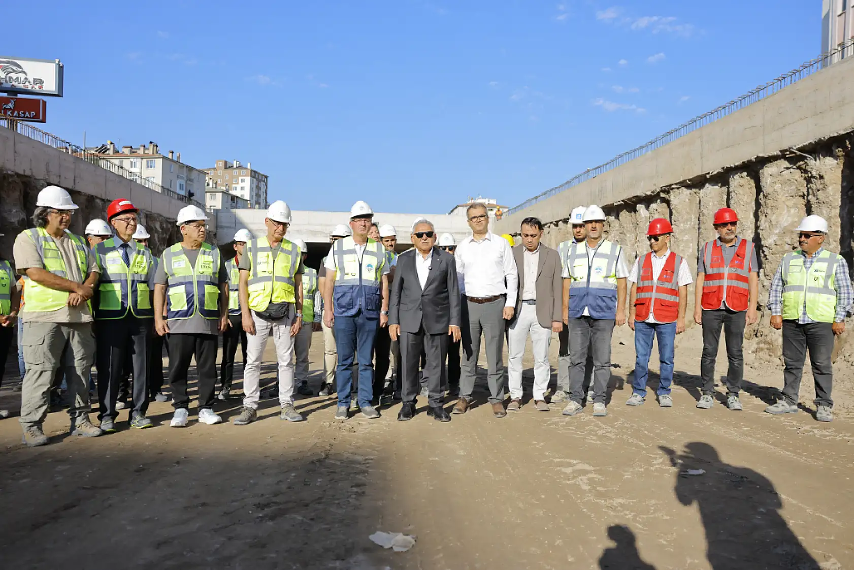 Kartal Katlı Kavşağı projesinden son görüntüler: Tünel çalışmaları başladı!