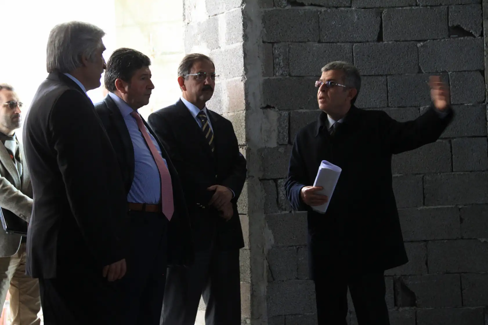 Mehmet Özhaseki siyasete geri mi dönüyor?