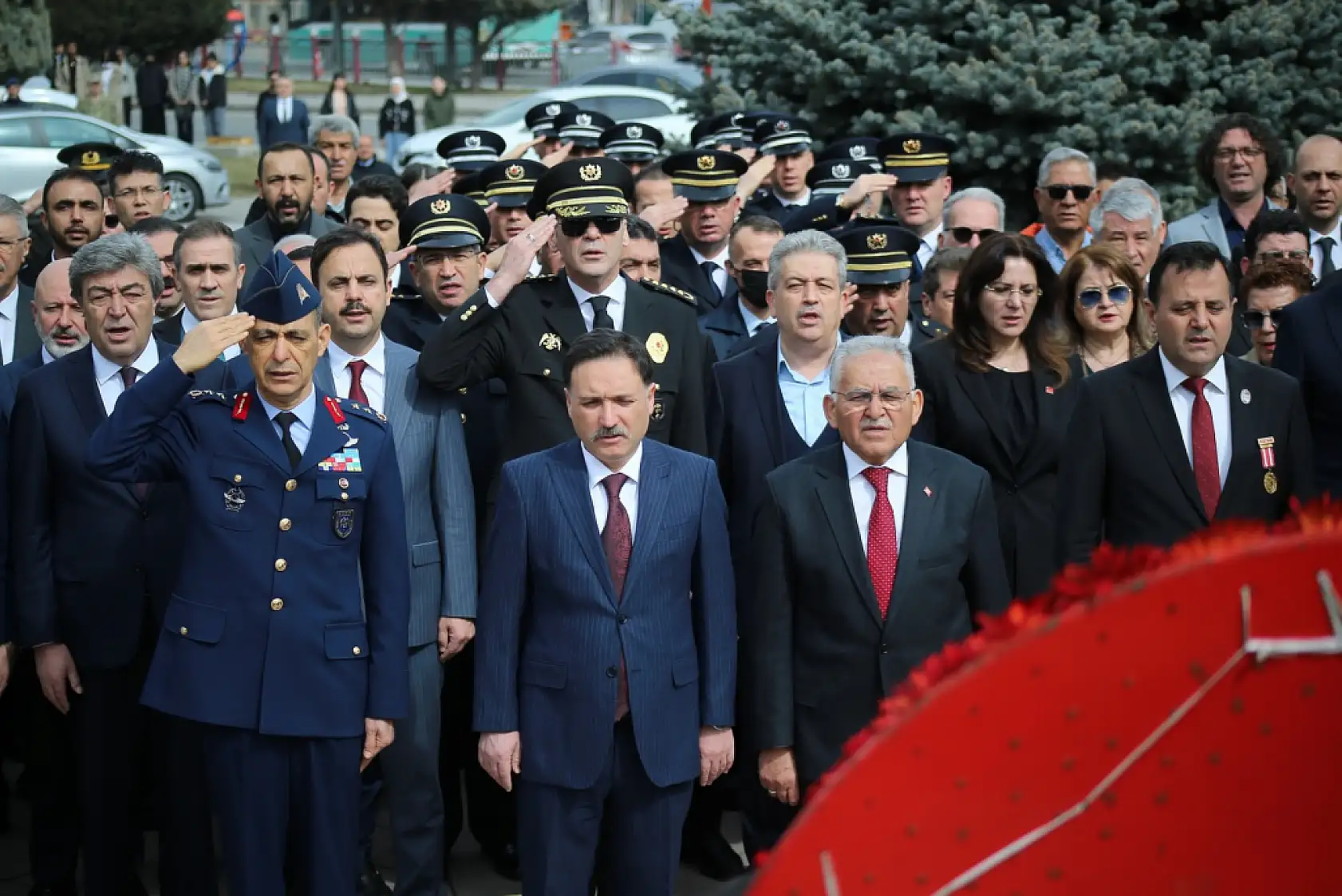 Başkan Büyükkılıç'ın 29 günü dolu dolu geçti: İftar ve sahur sofralarında buluştu