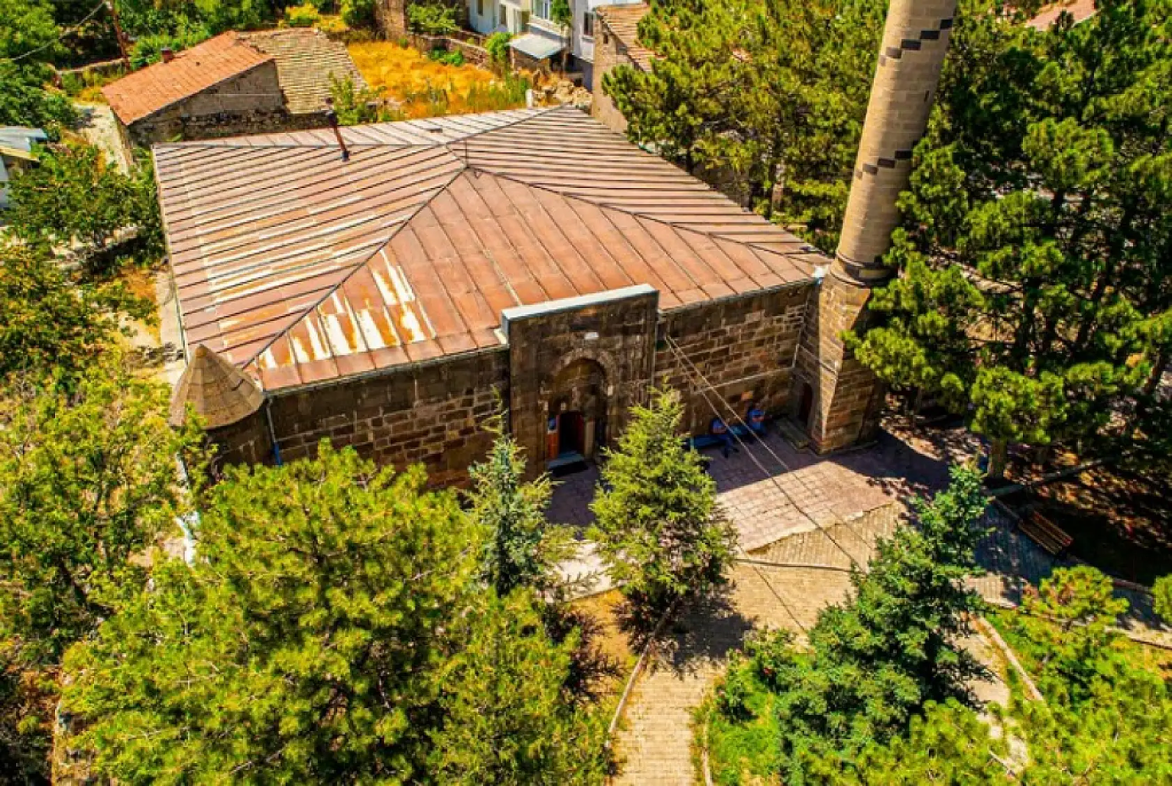 Kayseri'de hem cami hem kale: 700 yıllık gizem