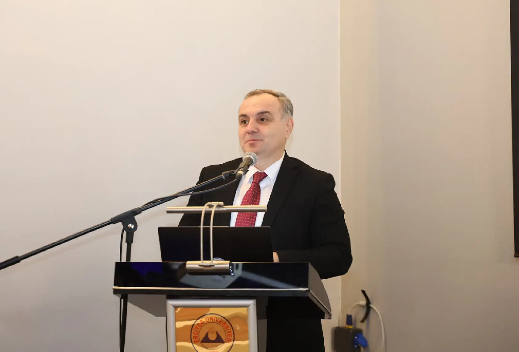 Kayseri'de yeni 800 yataklı tıp fakültesi hastanesi tamamlandı