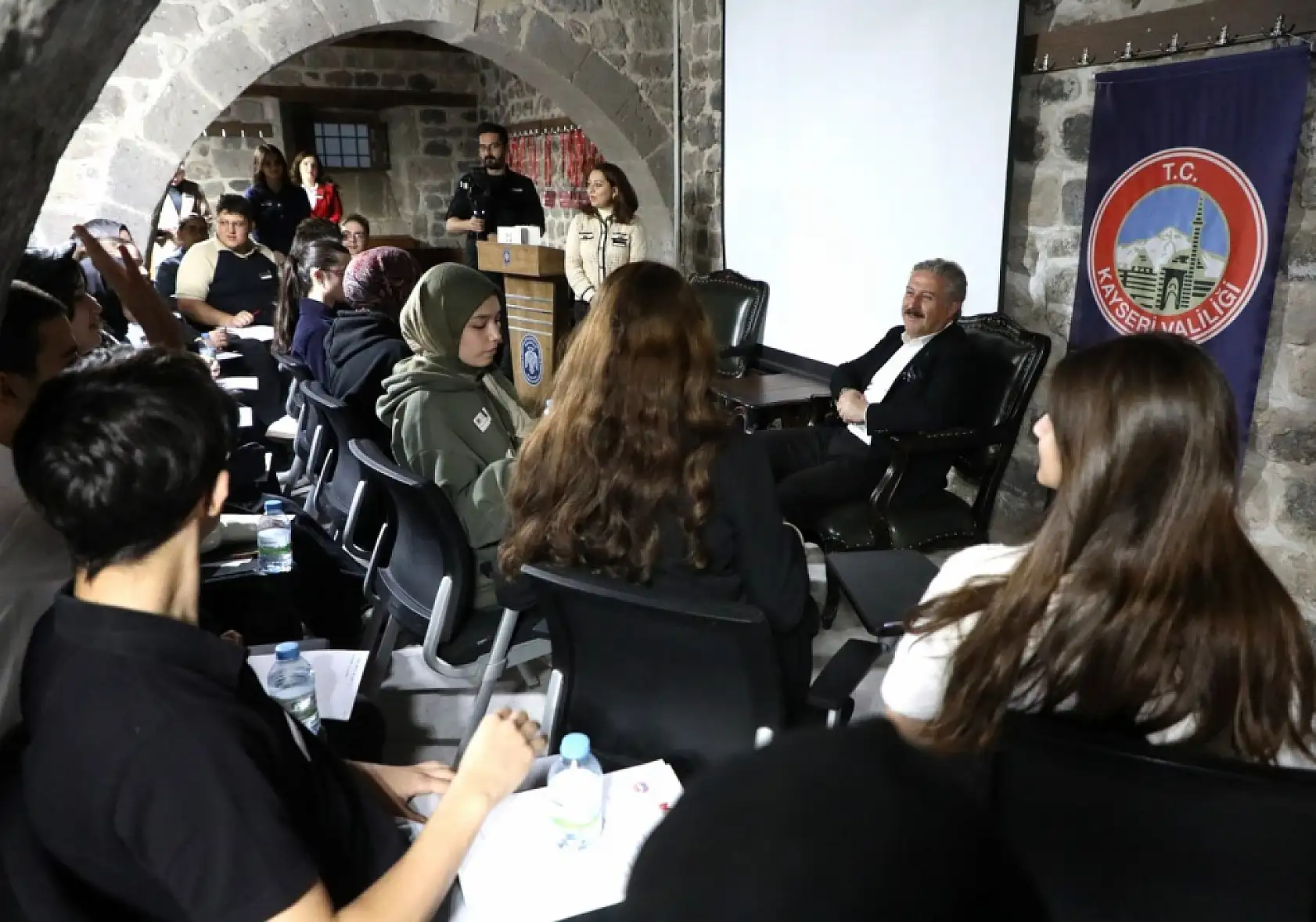 Mektep Melikgazi düşünce liderlerini yetiştiriyor