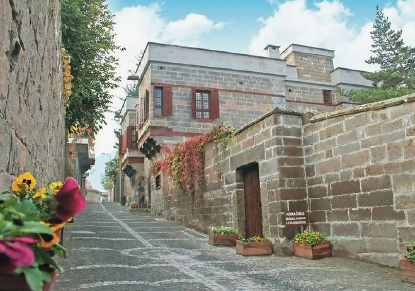 Kayseri'nin Bu İlçesine Giden Mutlu Ayrılıyor