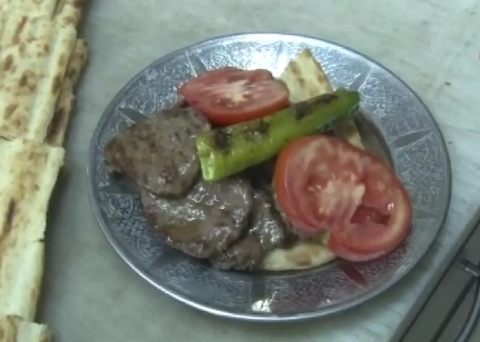 Köftesinden domuz eti çıkan ünlü firma hangisi?