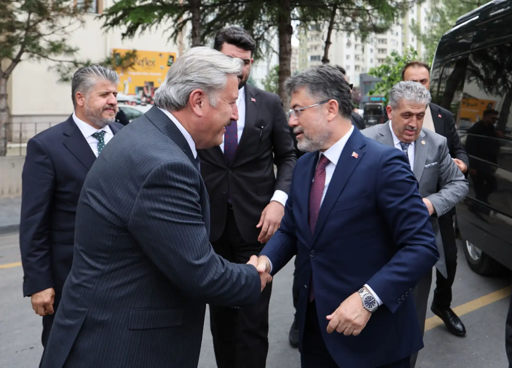 Kayseri'de tüketici ve esnaf, aynı çatı altında buluştu: Çarşı Melikgazi resmen açıldı!