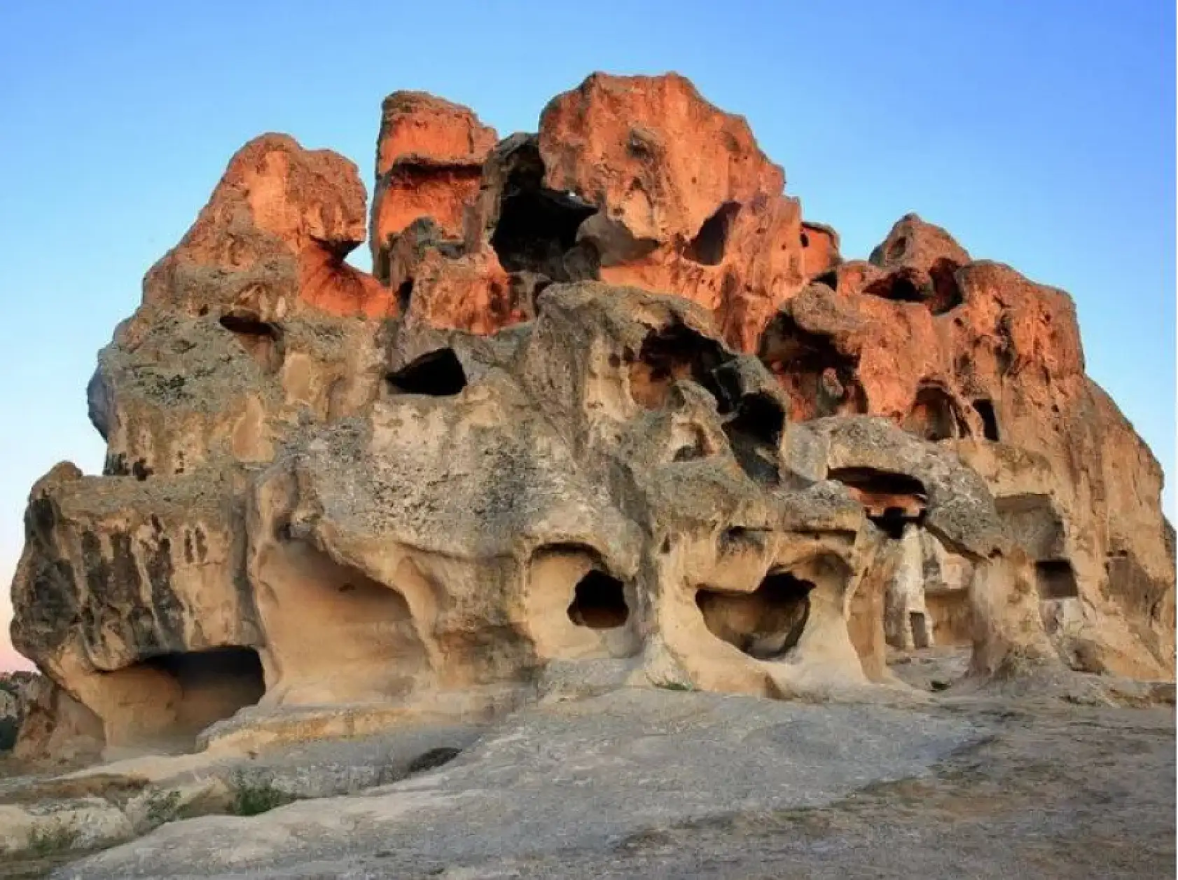 Türkiye'de Peri Bacaları Yarışı - İkinci Kapadokya Geliyor!