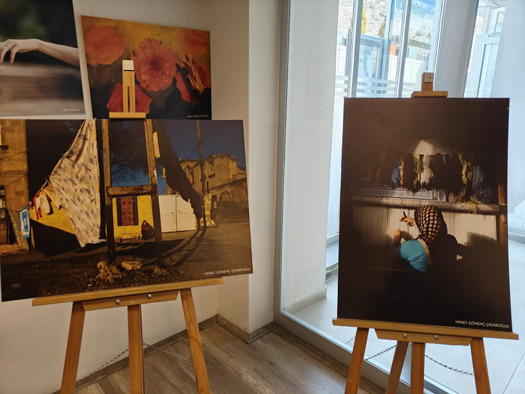 Kayseri'de 80 yaşındaki kadın 25 yıllık sanat sevgisini sürdürüyor