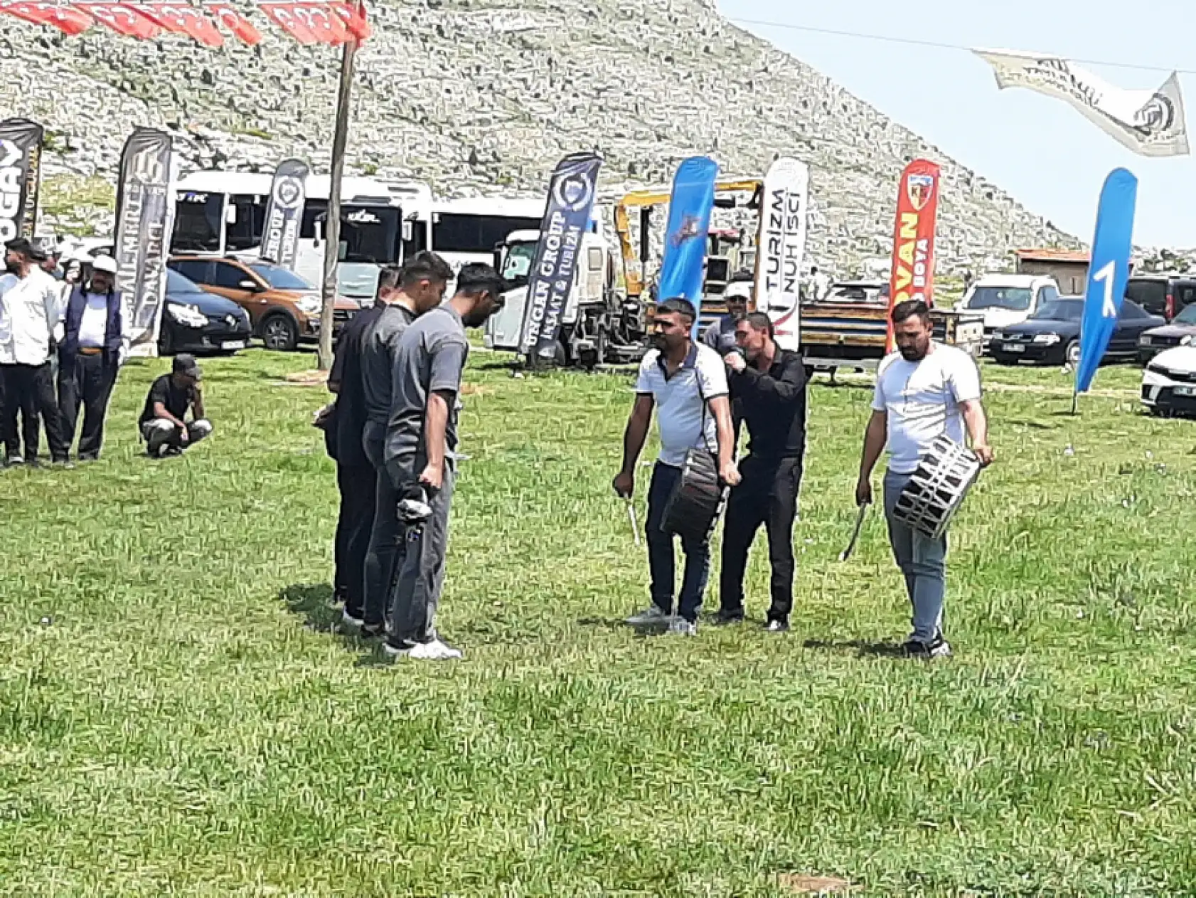 Kayseri'de göç başladı – 80'i aşkın çadır kuruldu!