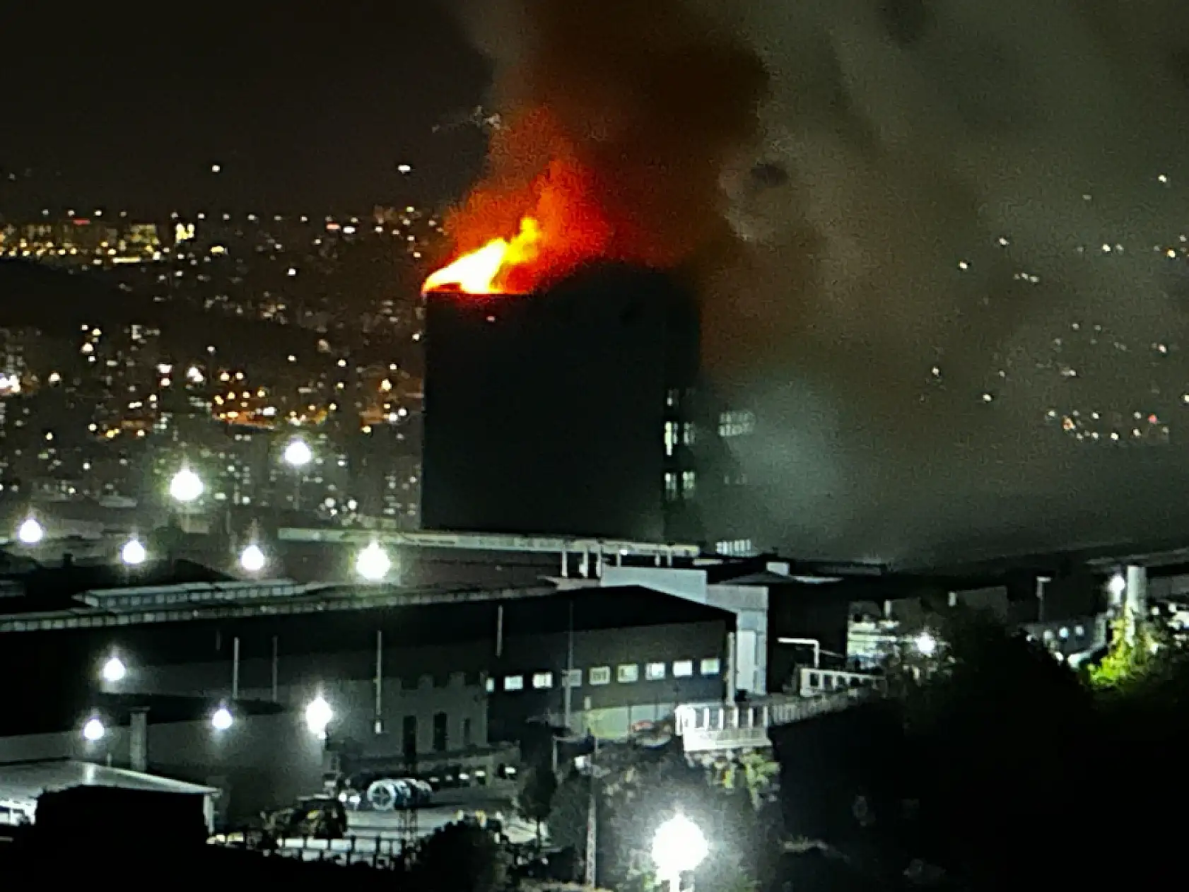 Erciyes Anadolu Holding Ceo'su Ertekin'den yangına dair açıklamalar!