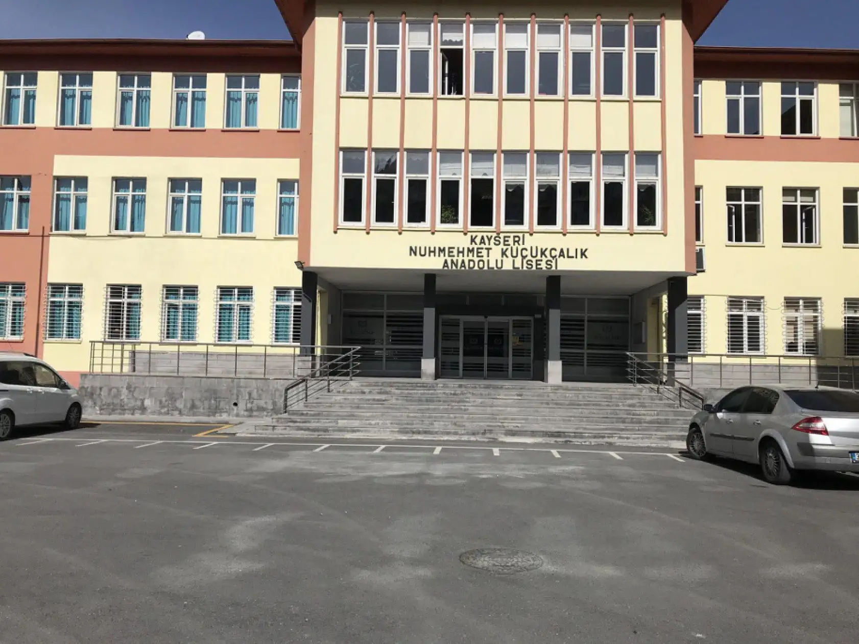 Kayseri'nin En İyi Lisesi Hangisi? İşte Yüksek Puanlı Liseler!