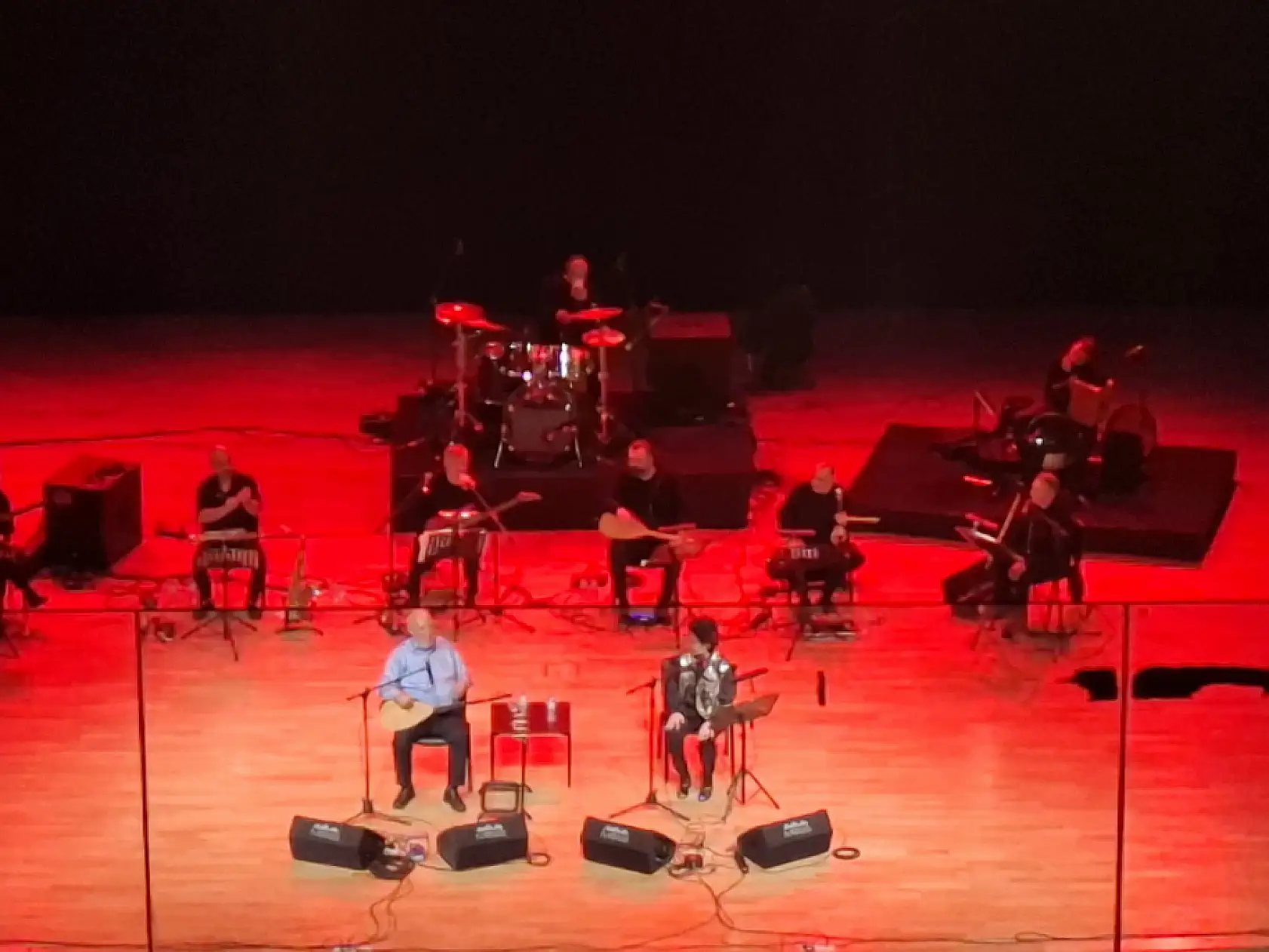 Kayseri'de o iki sanatçının konserine yoğun ilgi-Boş yer kalmadı!