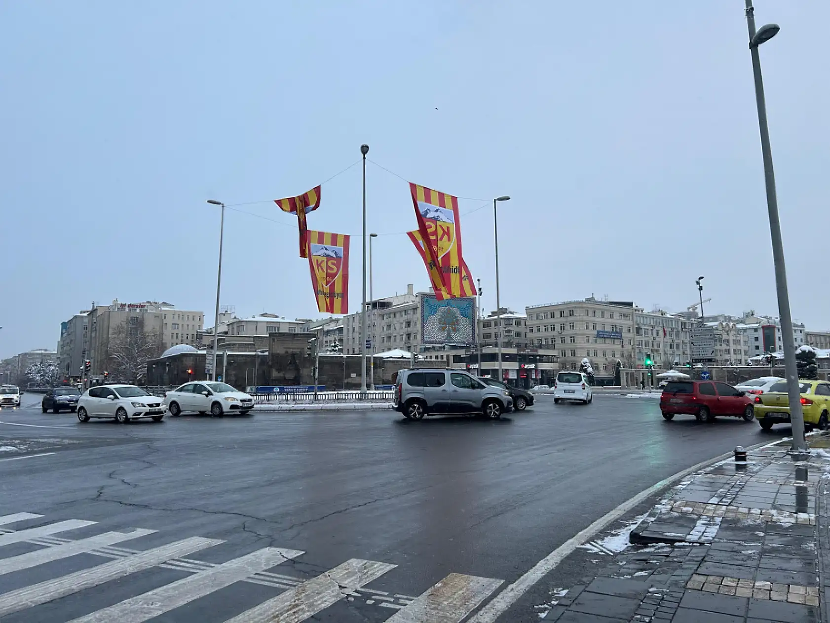 Kayseri'de pistler adeta şehre indi: Çalışmalar sürüyor!