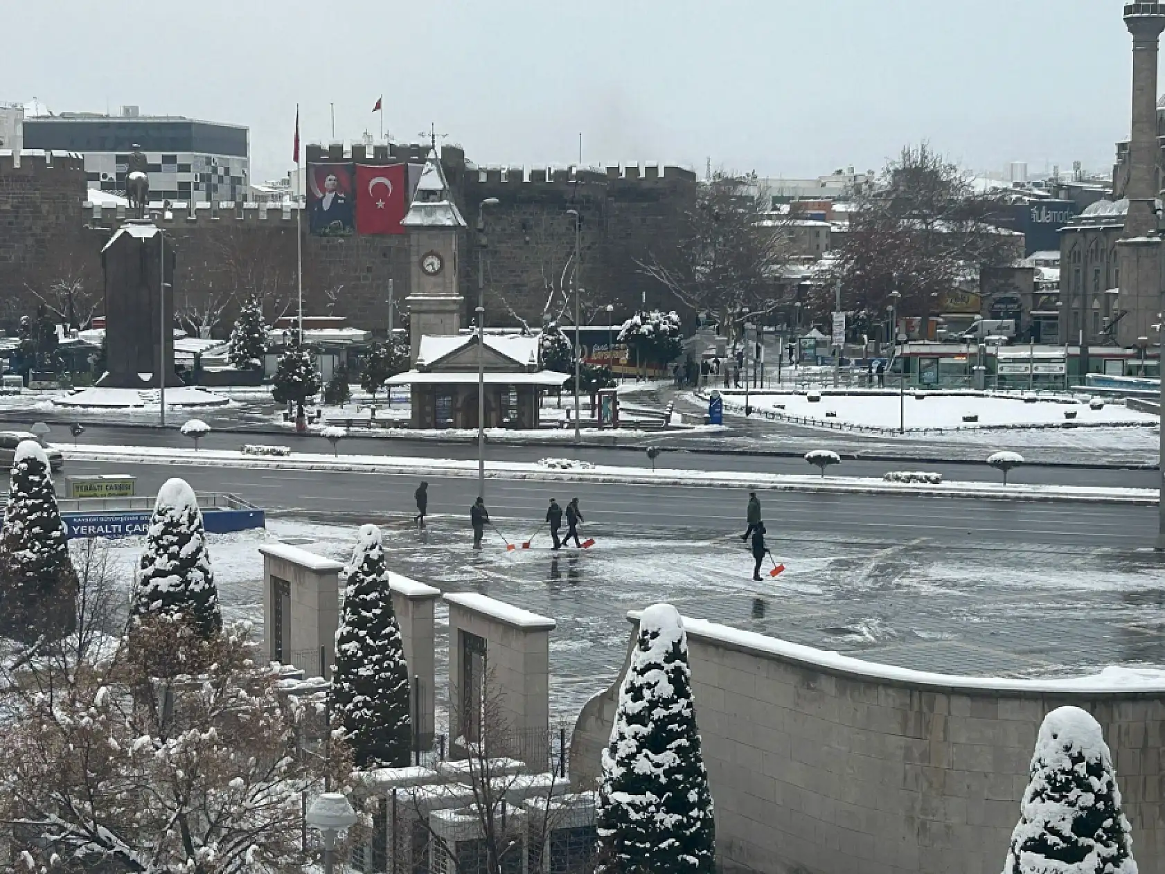 Kayseri'de pistler adeta şehre indi: Çalışmalar sürüyor!