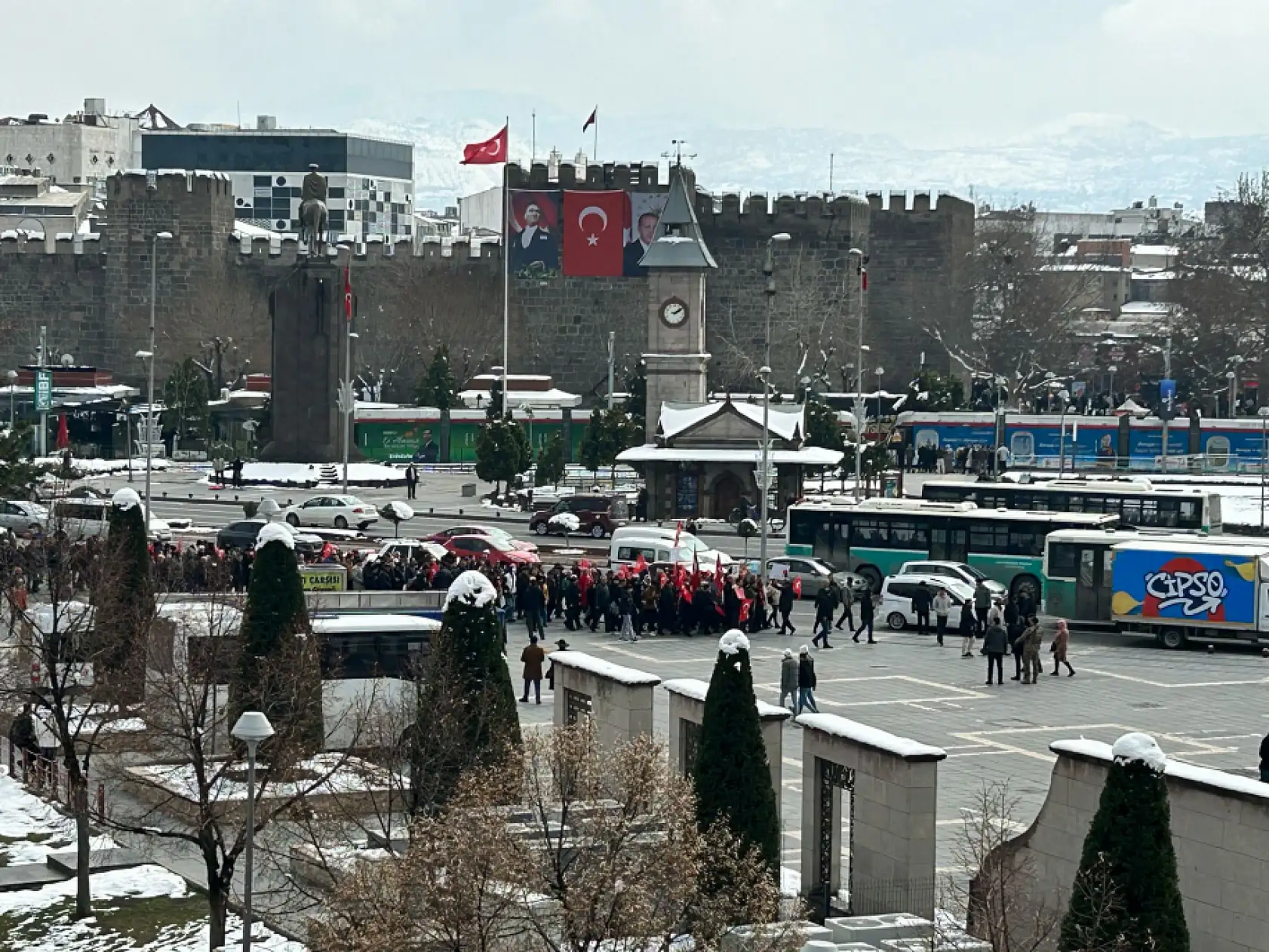 Kayseri'de hareketli Cumartesi (22 Mart) Bakan Memişoğlu, protesto, yeni hastane inşaatı, otobüs hatları....