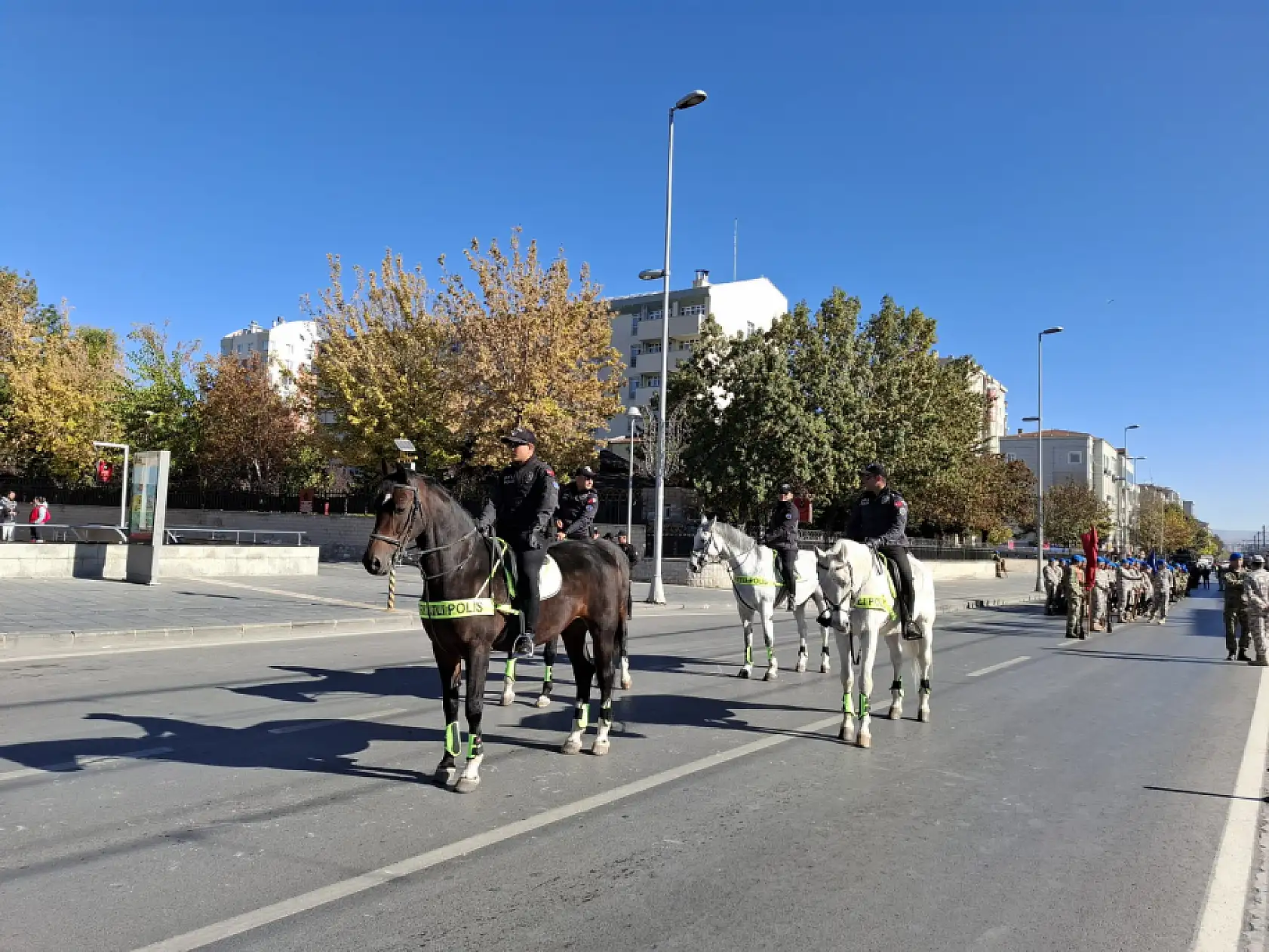 Cumhuriyet Meydanı kapatıldı- Kayserililer dikkat!