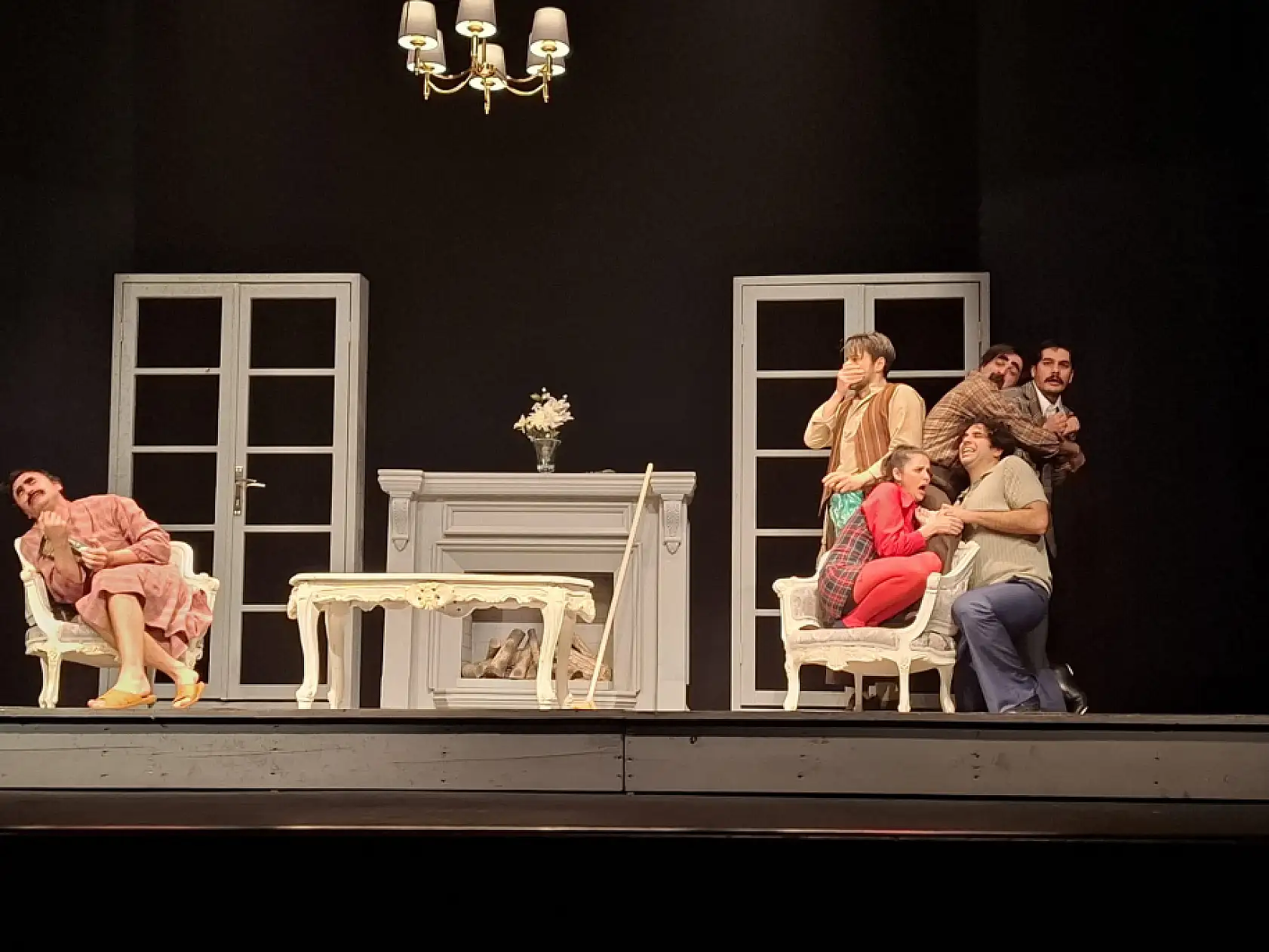 Kayseri Devlet Tiyatrosu'ndan kahkaha dolu yeni oyun!