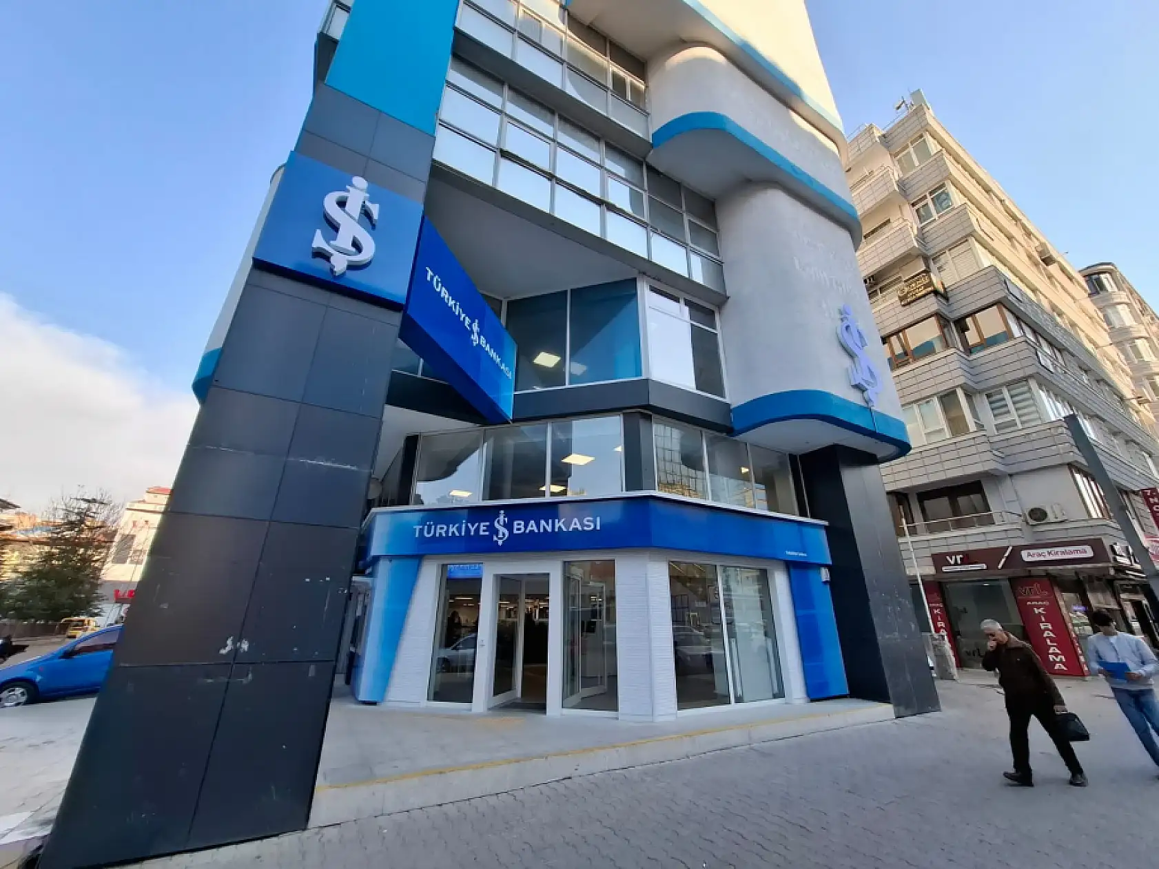 İş Bankası Kayseri'de küçülüyor mu? Şube kapanışları tepki çekti!