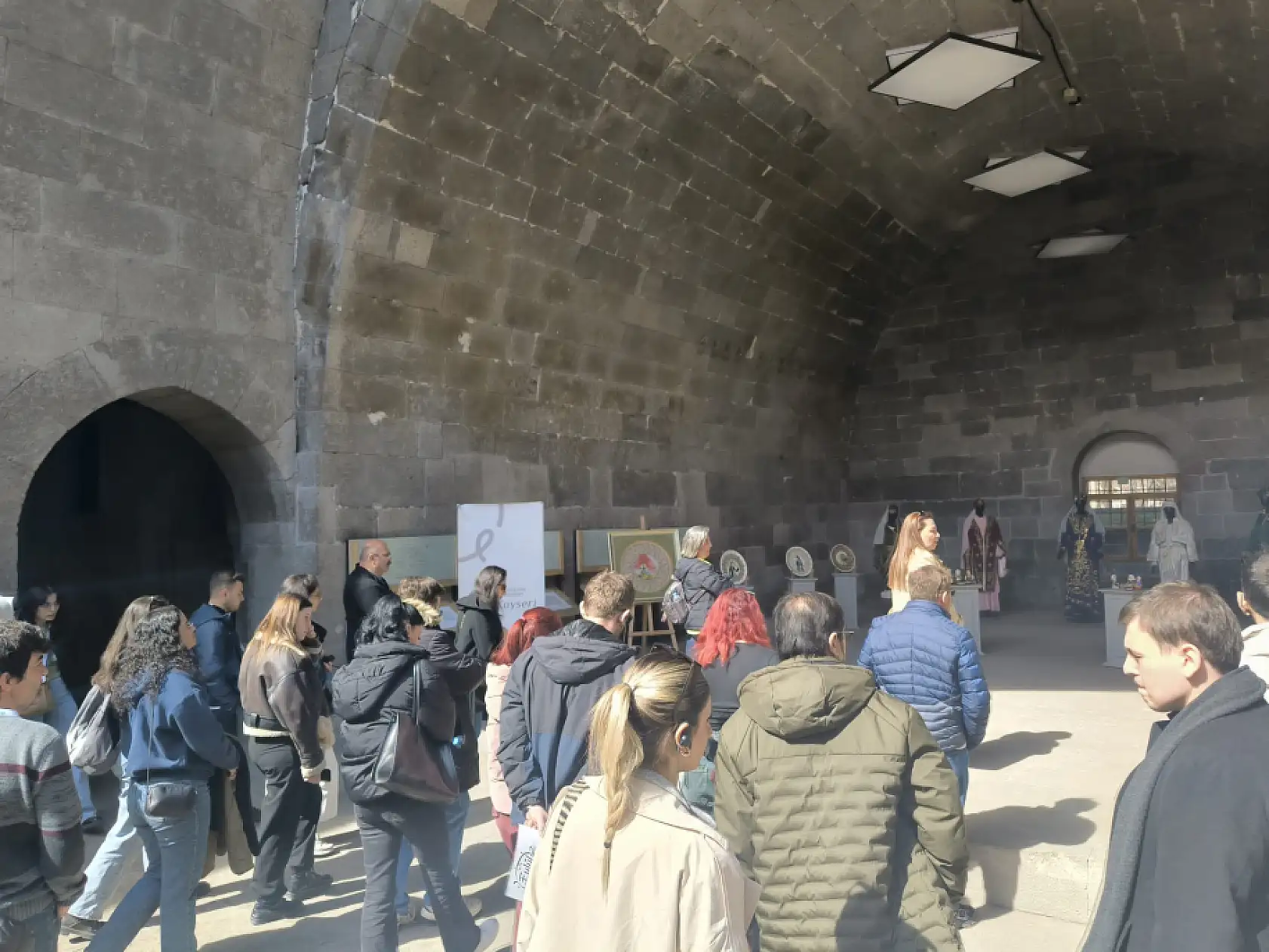 Kayseri'de tarihi dokular canlanıyor!