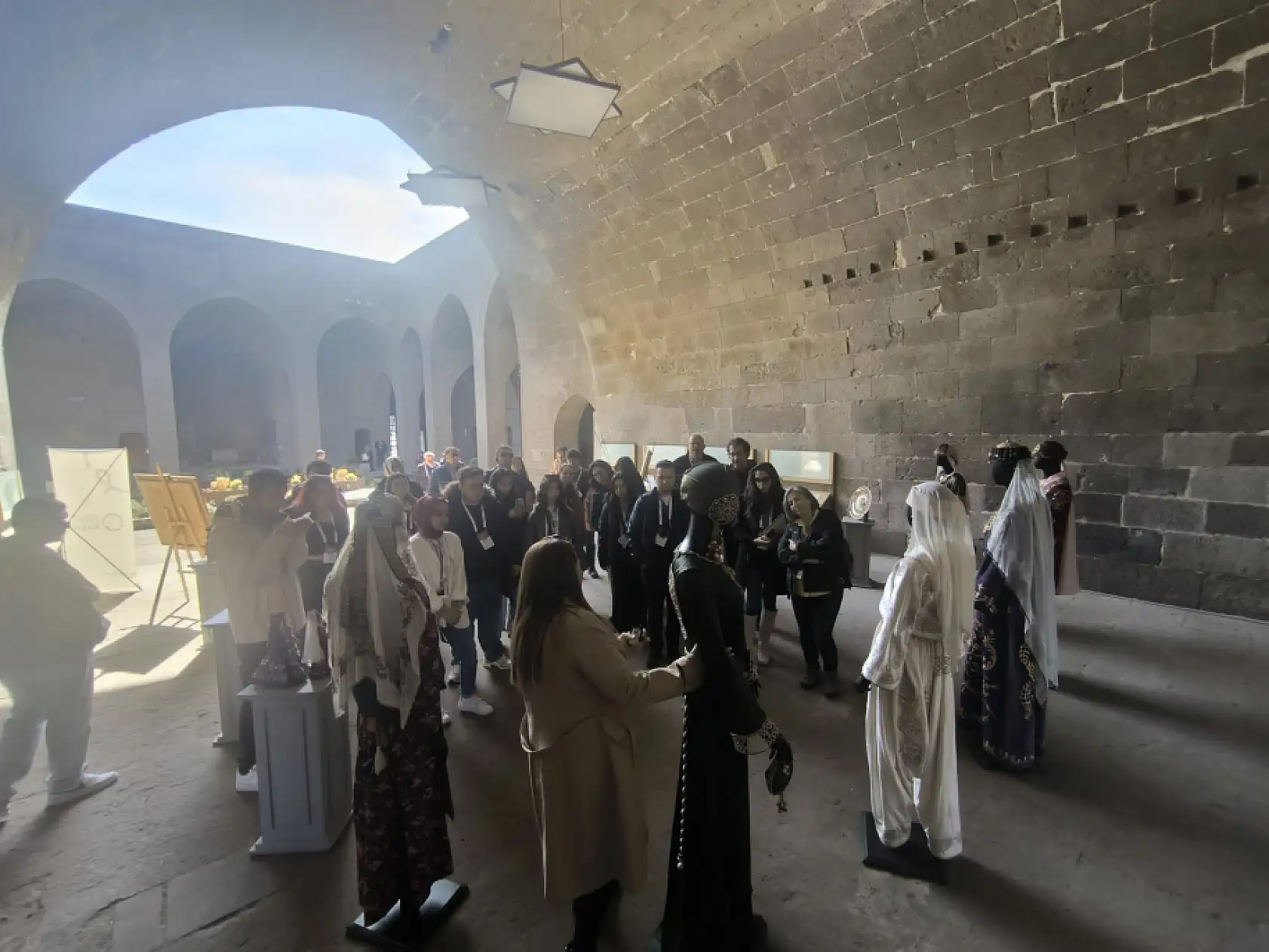 Kayseri'de tarihi dokular canlanıyor!