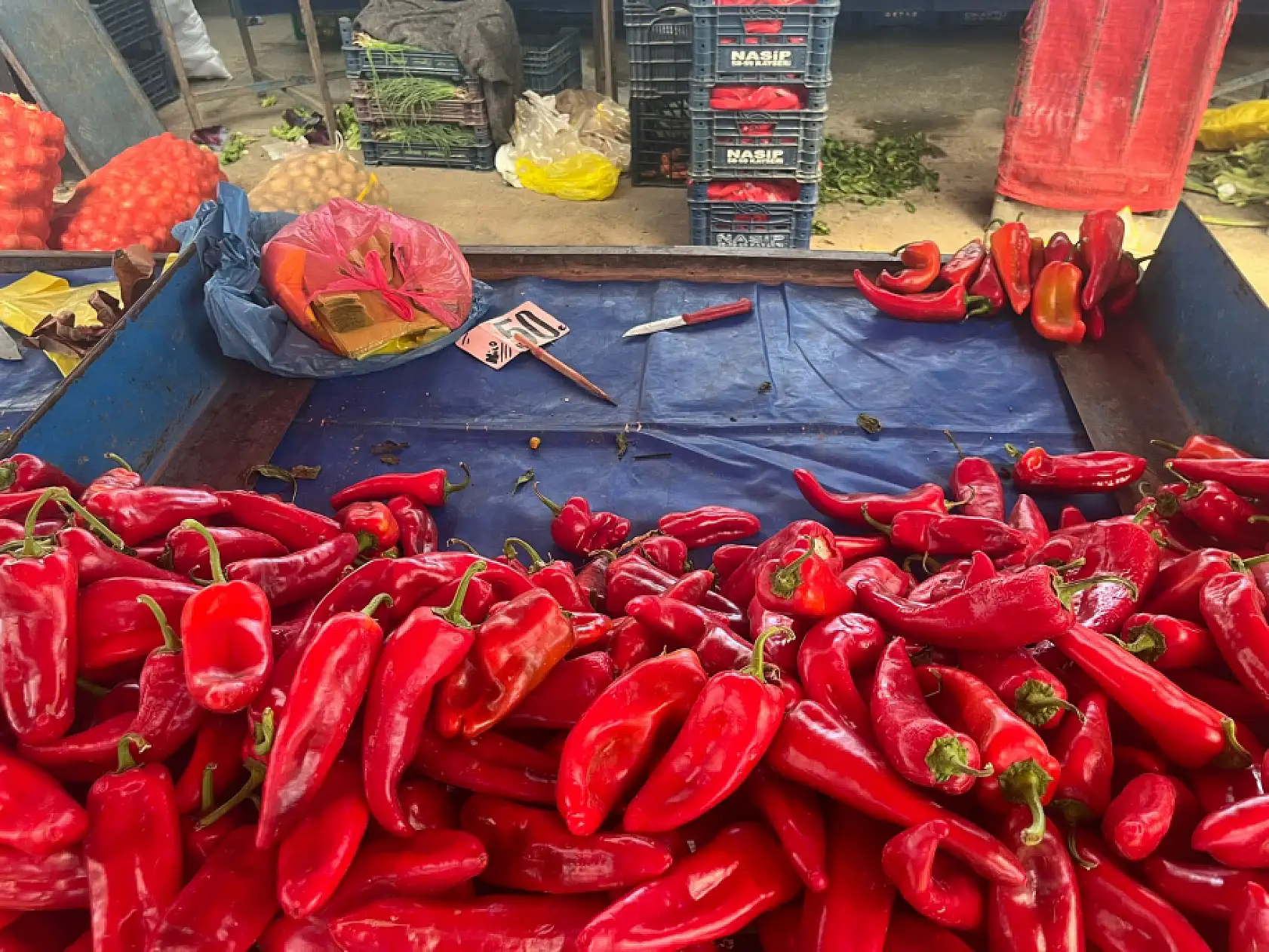 Kayseri'de kışlık telaşı fiyat duvarına çarptı: Semt pazarı el yakıyor!