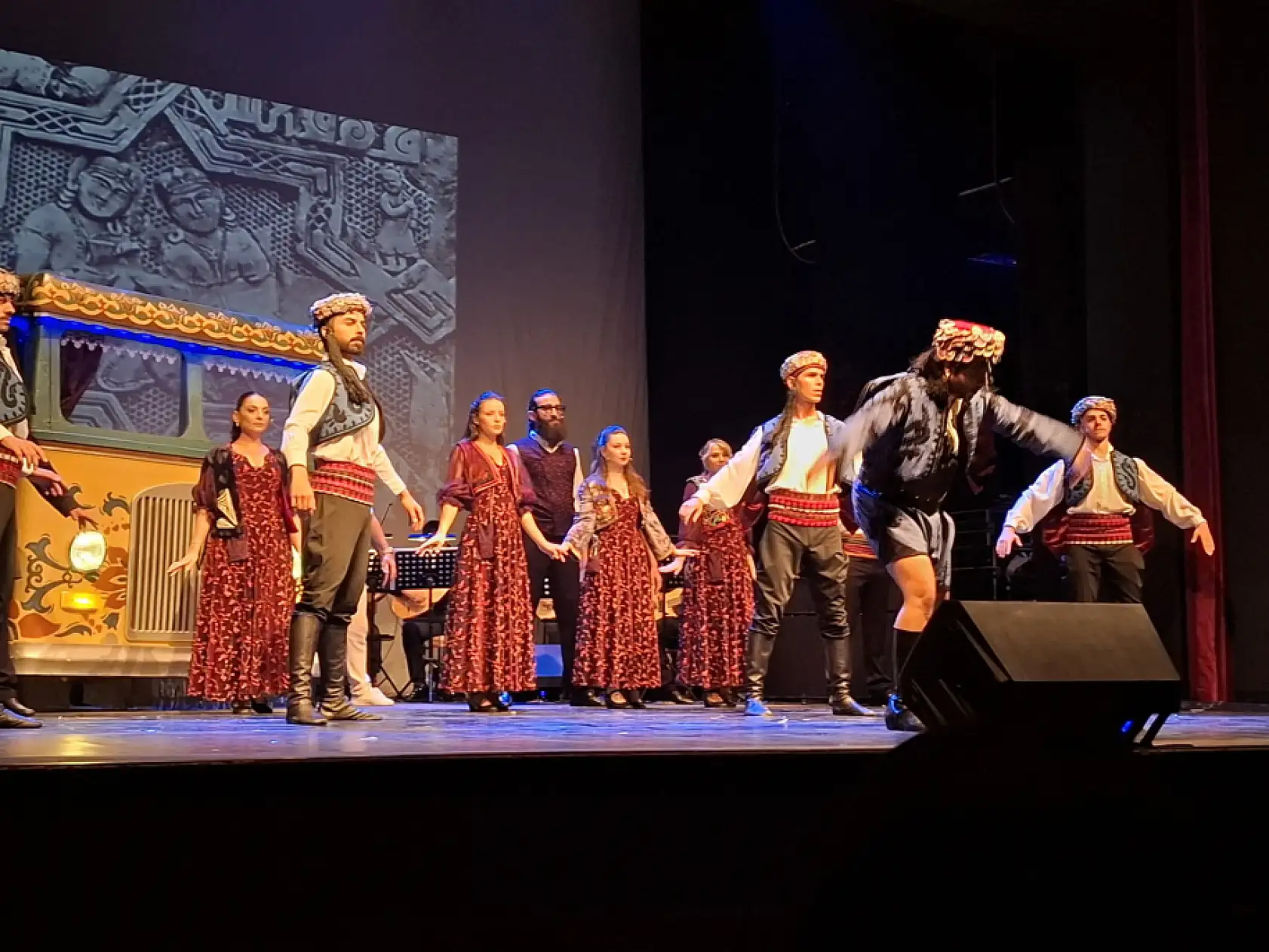 Kayseri'de dün gece neler oldu? Alkışlar dakikalarca susmadı!