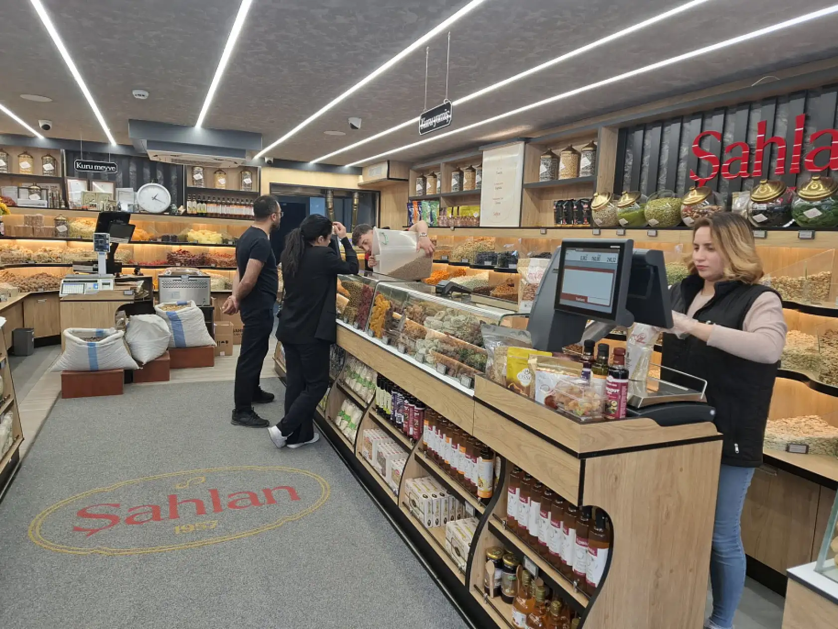 Geçen yıl 400'dü şimdi 1400 TL! Kayseri'de fiyatlar şaşırttı