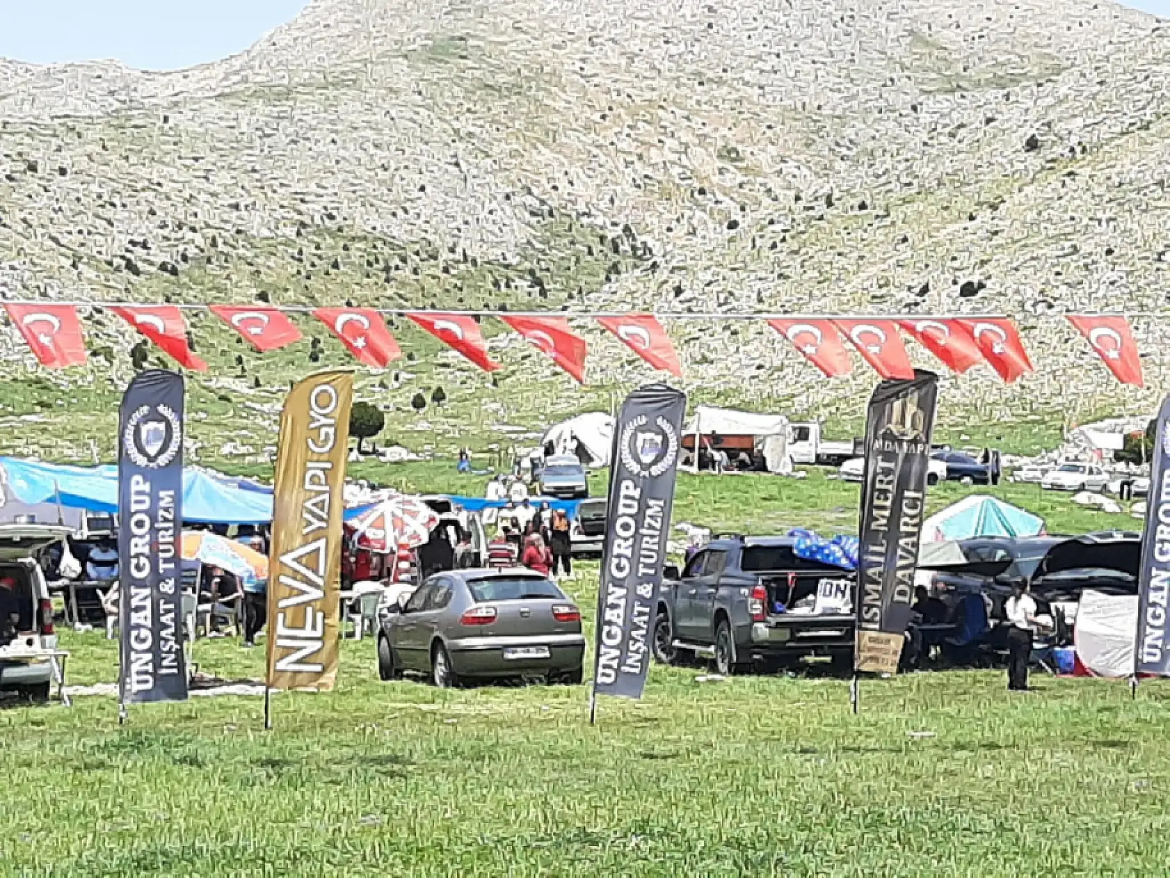 Kayseri'de göç başladı – 80'i aşkın çadır kuruldu!