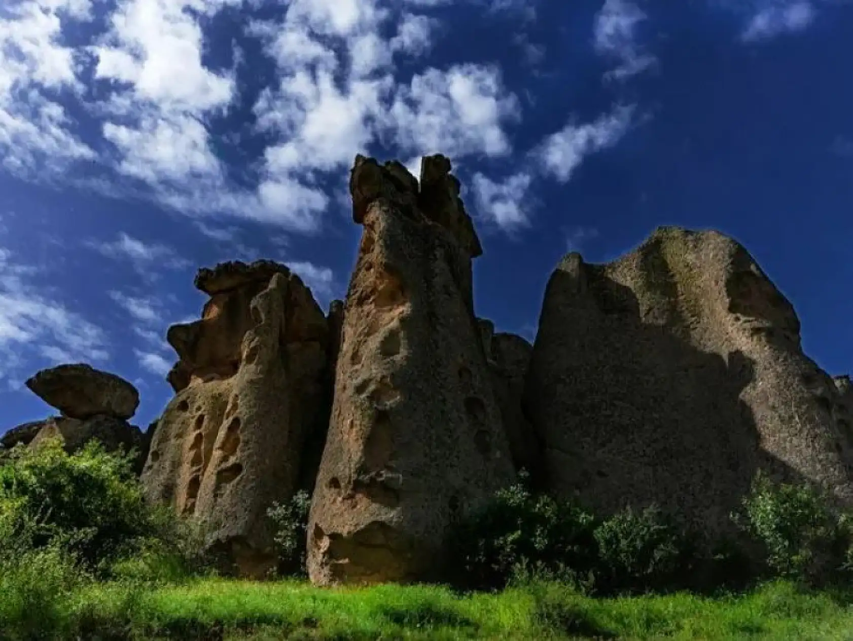 Türkiye'de Peri Bacaları Yarışı - İkinci Kapadokya Geliyor!